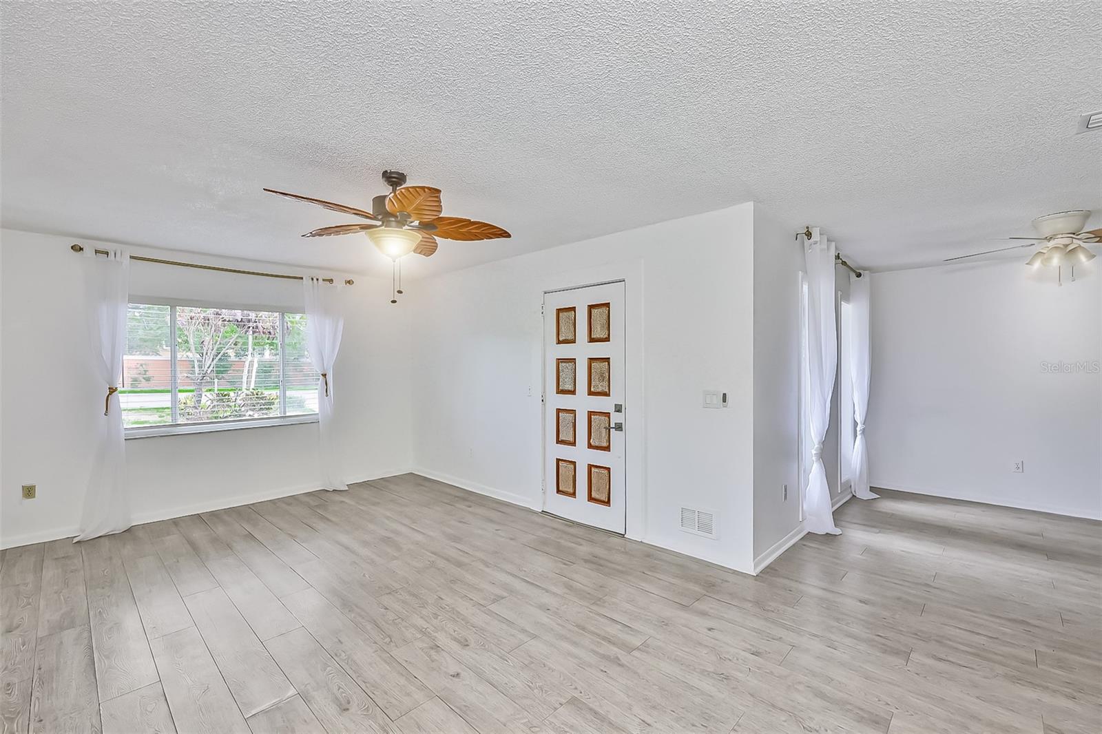 Image 6 of 36 For 5219 4th Street S