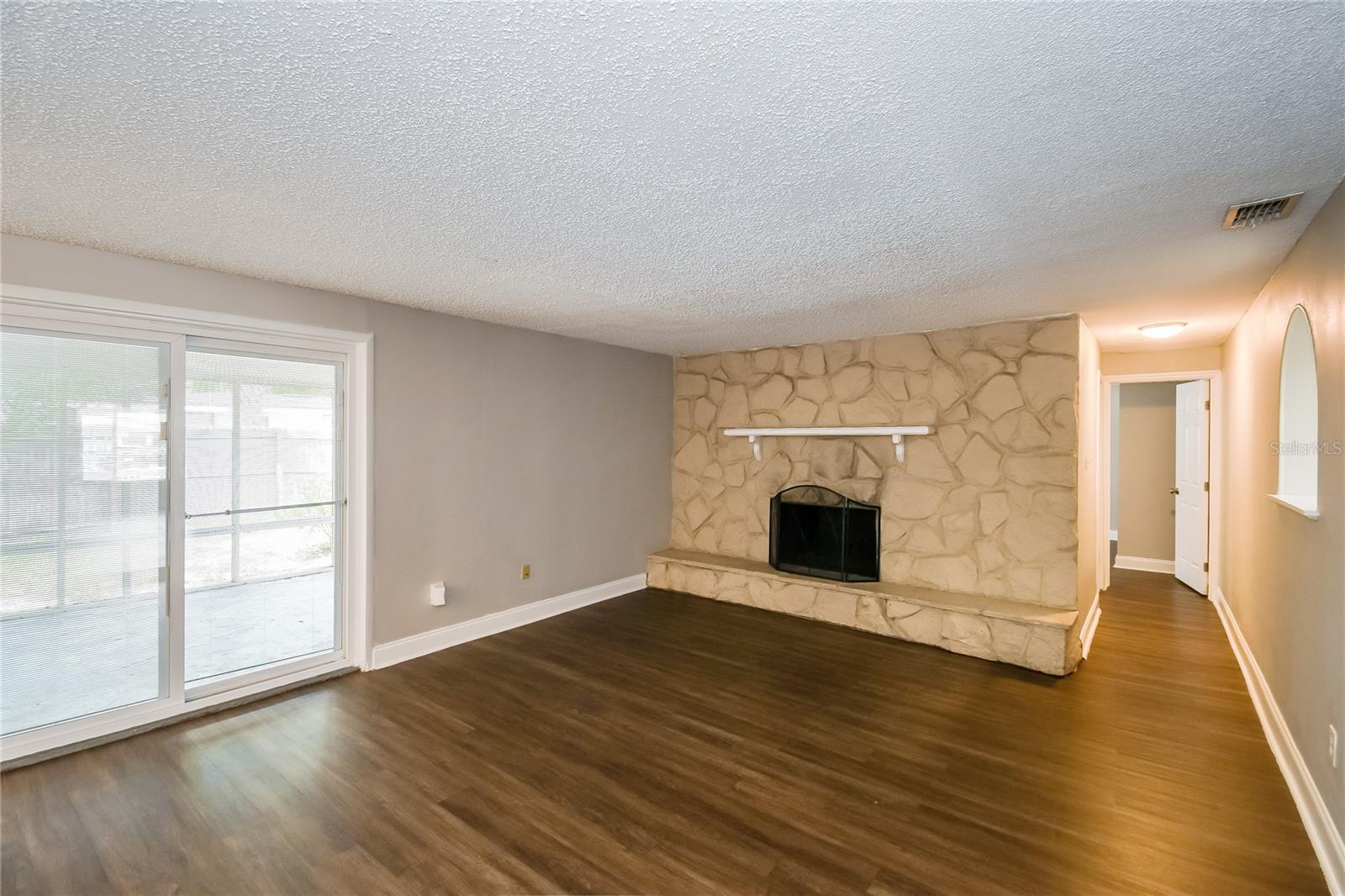 Image 6 of 16 For 11733 Surfwood Avenue