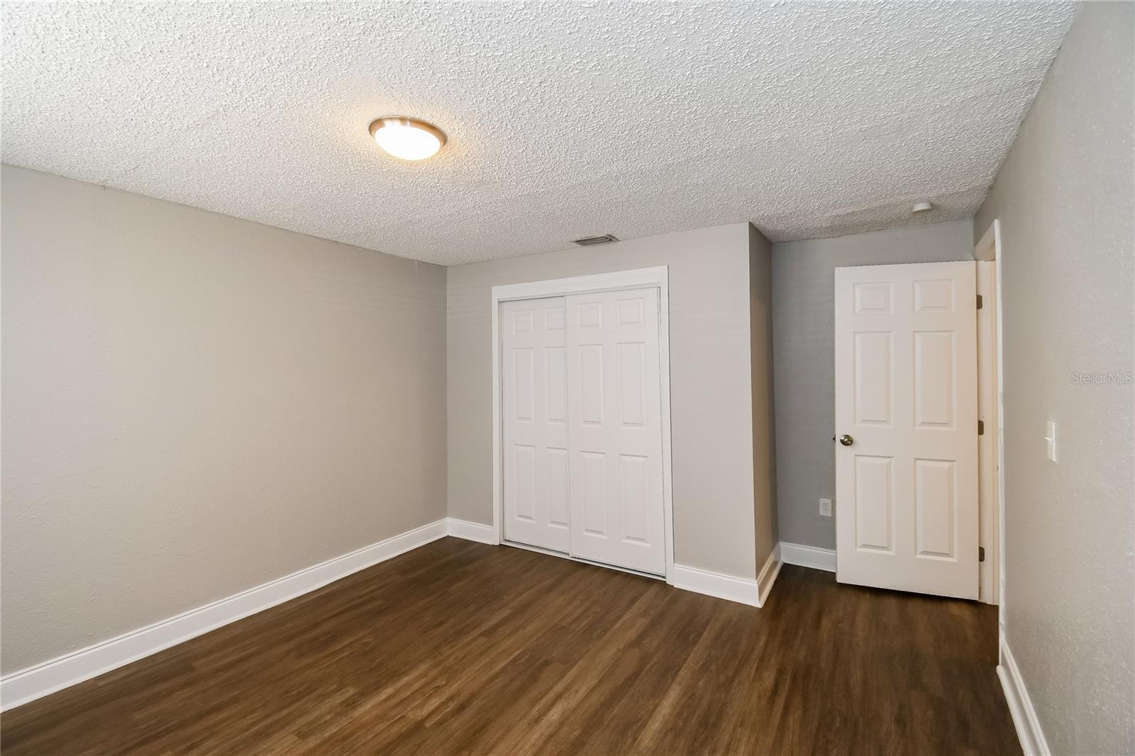 Image 8 of 16 For 11733 Surfwood Avenue