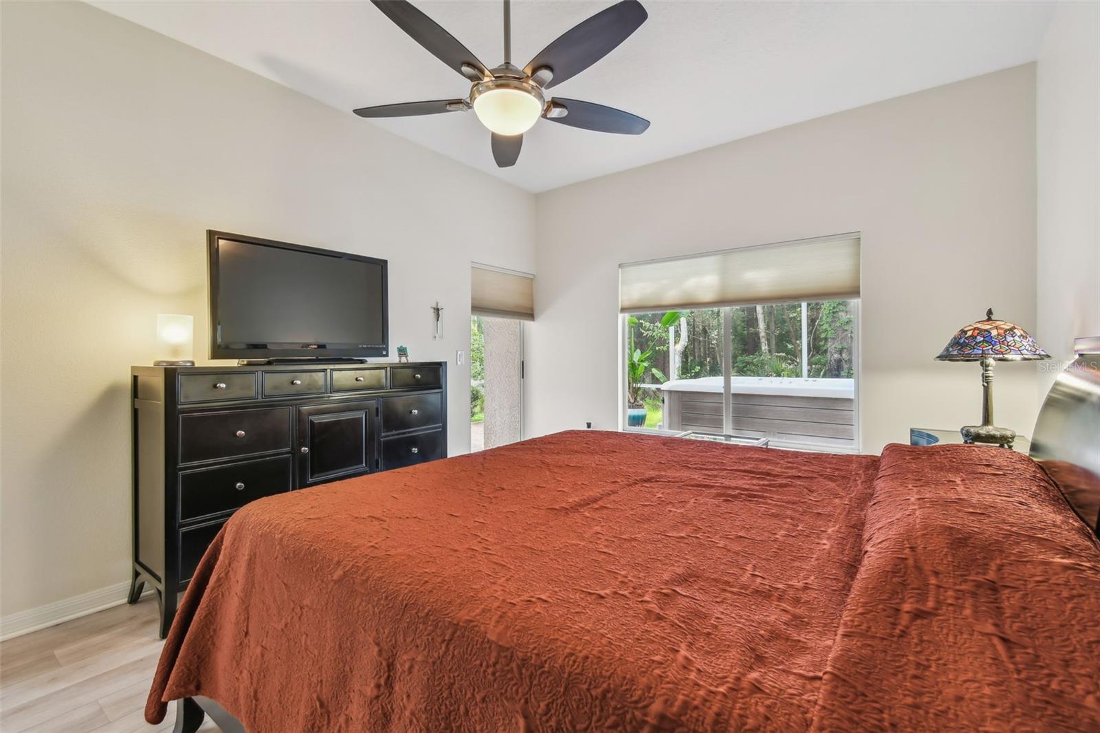 Image 9 of 23 For 3762 Darston Street