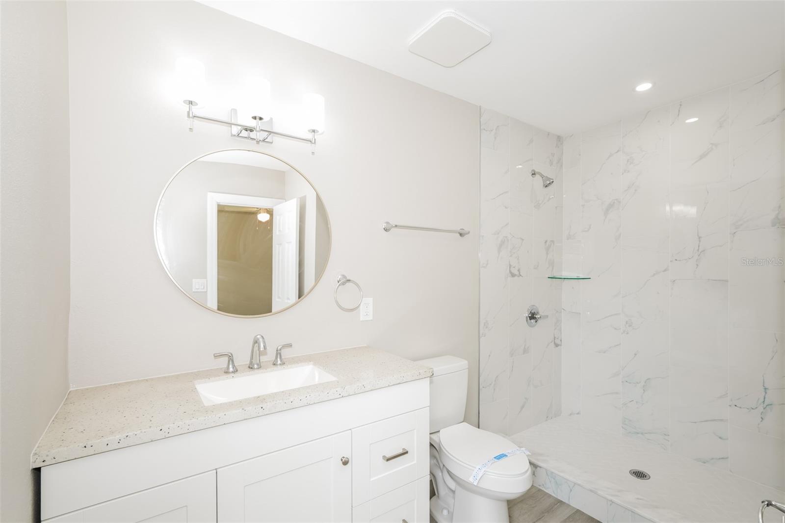 Image 10 of 15 For 6522 84th Avenue N
