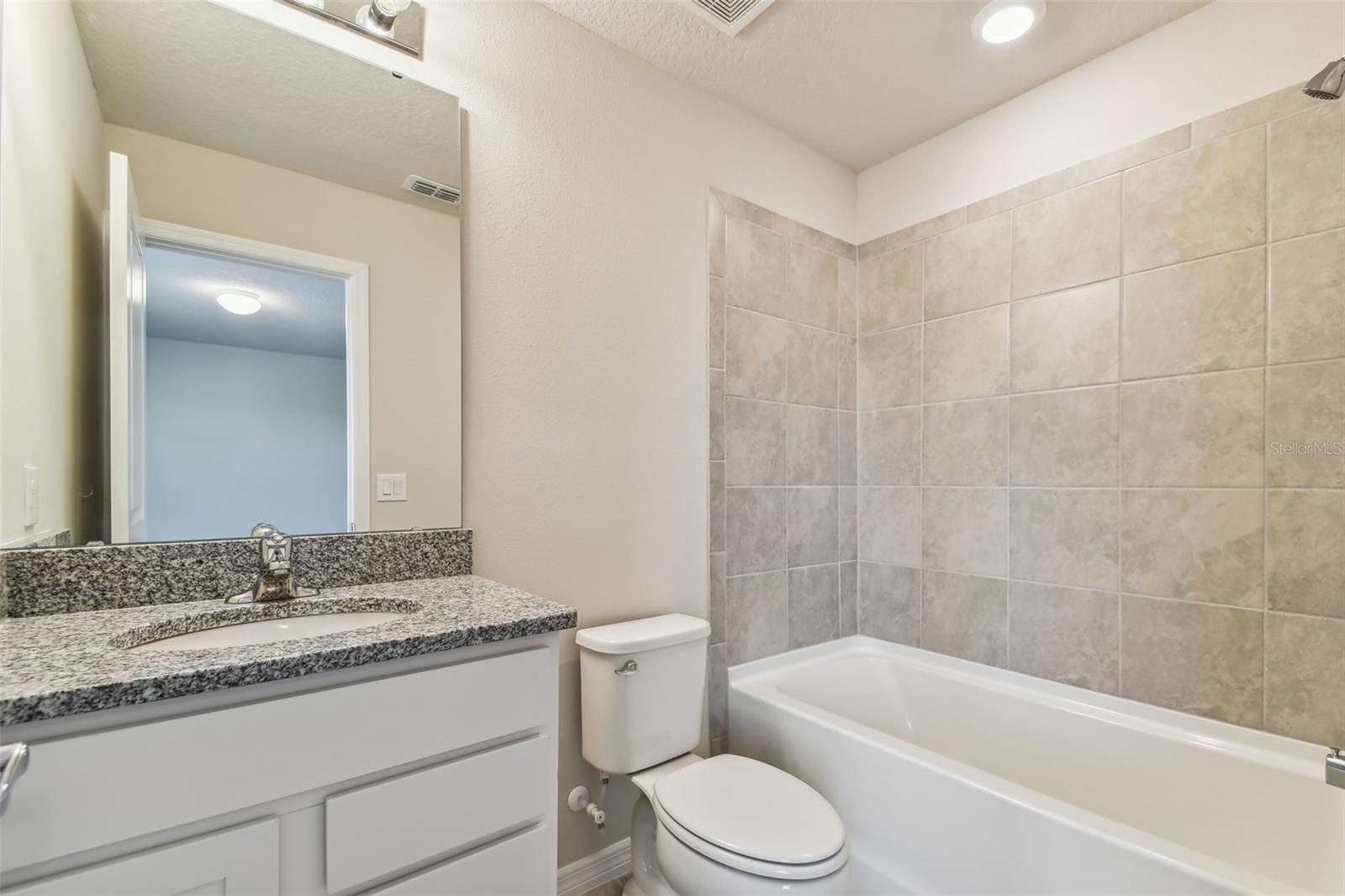 Image 16 of 23 For 3860 Obsidian Drive