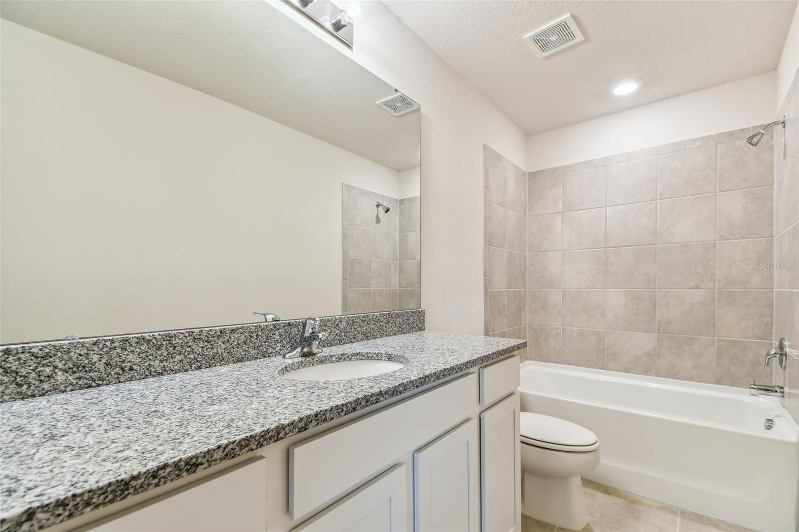 Image 20 of 23 For 3860 Obsidian Drive