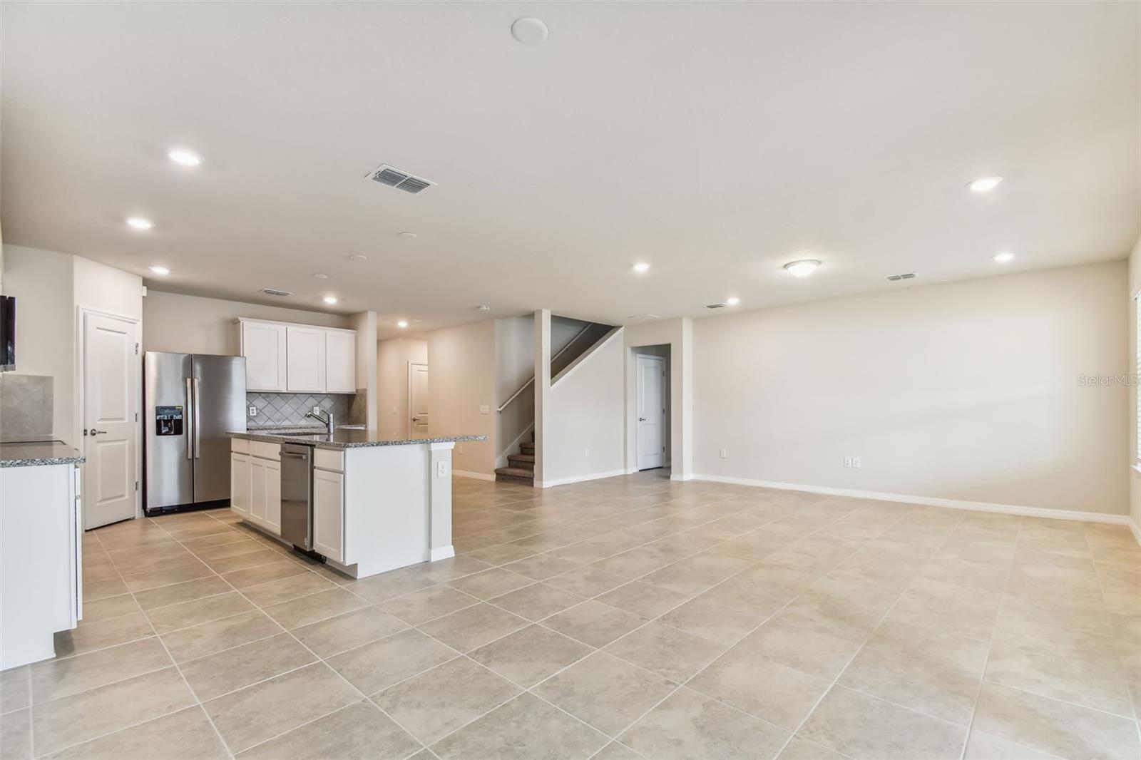 Image 4 of 23 For 3860 Obsidian Drive