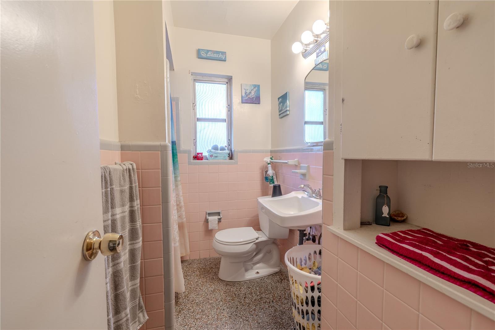 Image 21 of 53 For 2600 52nd Avenue N