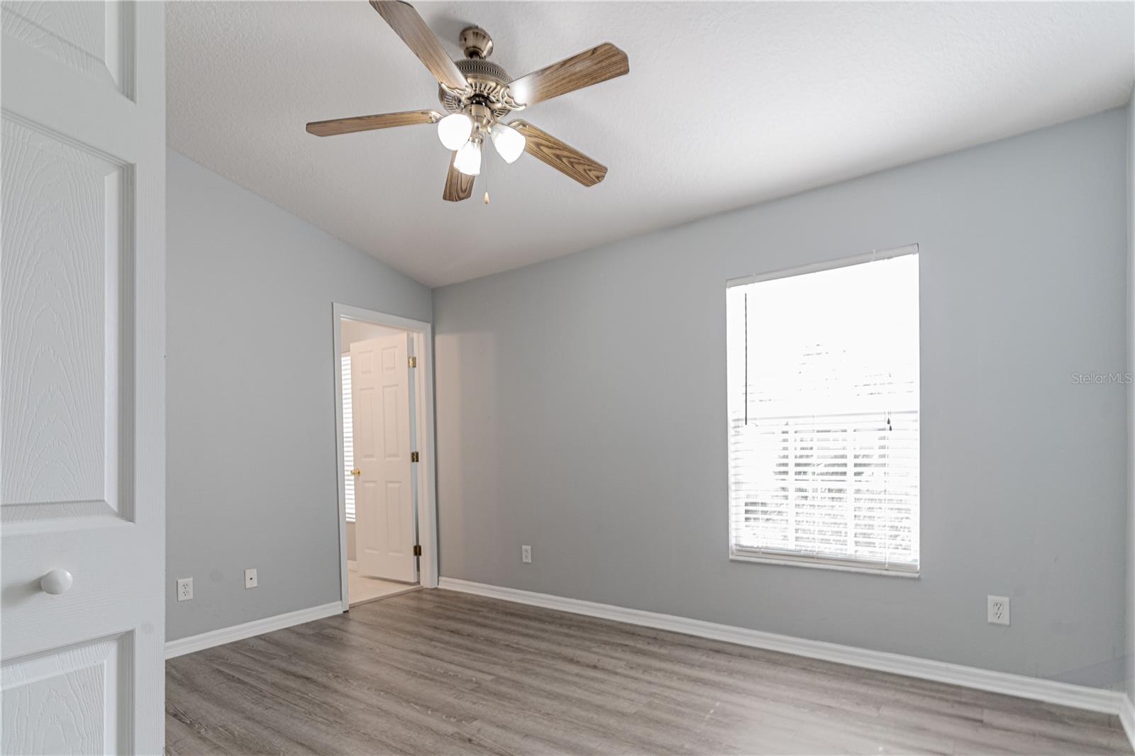 Image 41 of 67 For 1250 Charlesworth Drive