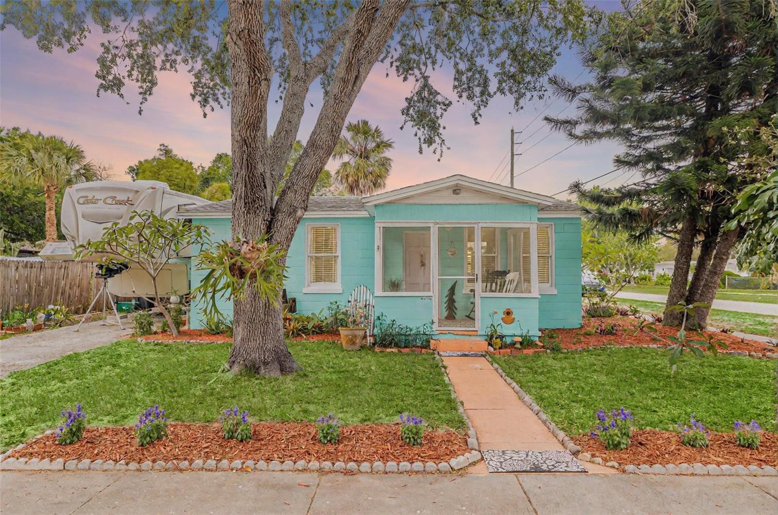 Details for 653 Spruce Street, TARPON SPRINGS, FL 34689