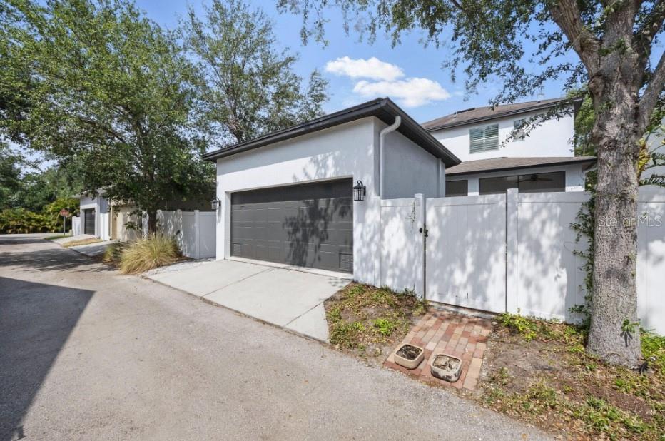 Image 31 of 34 For 7307 Trask Street
