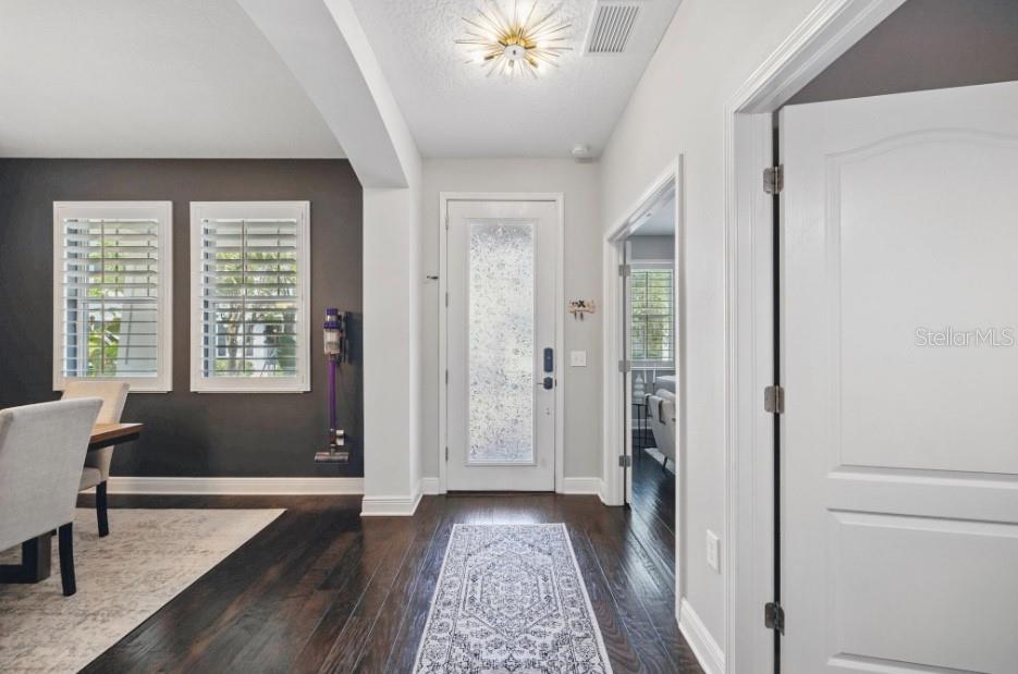 Image 4 of 34 For 7307 Trask Street