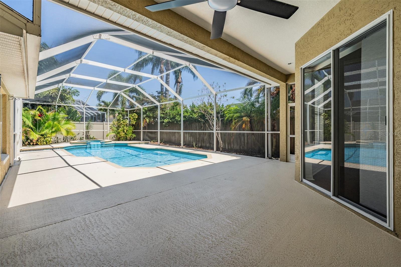 Image 22 of 34 For 12421 Seabrook Drive