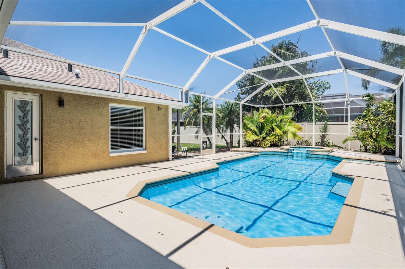 Image 23 of 34 For 12421 Seabrook Drive