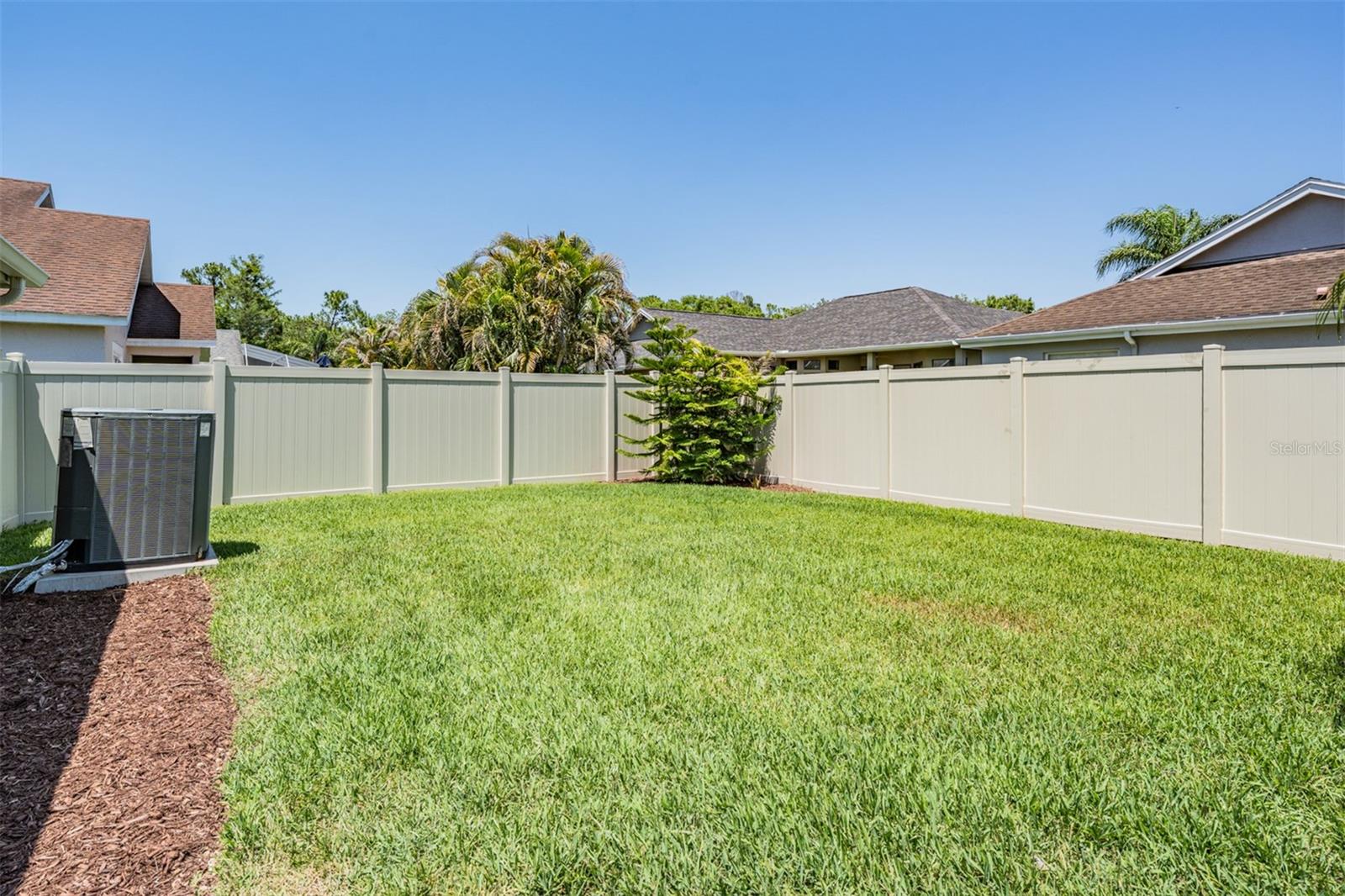 Image 26 of 34 For 12421 Seabrook Drive