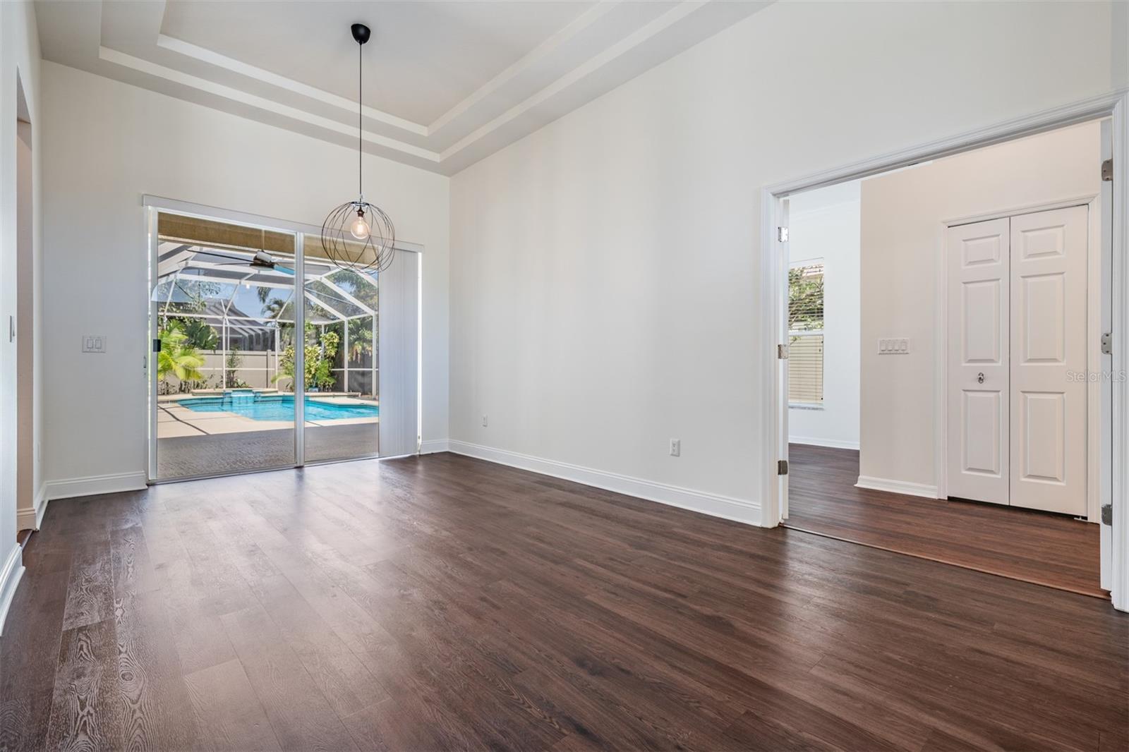 Image 3 of 34 For 12421 Seabrook Drive