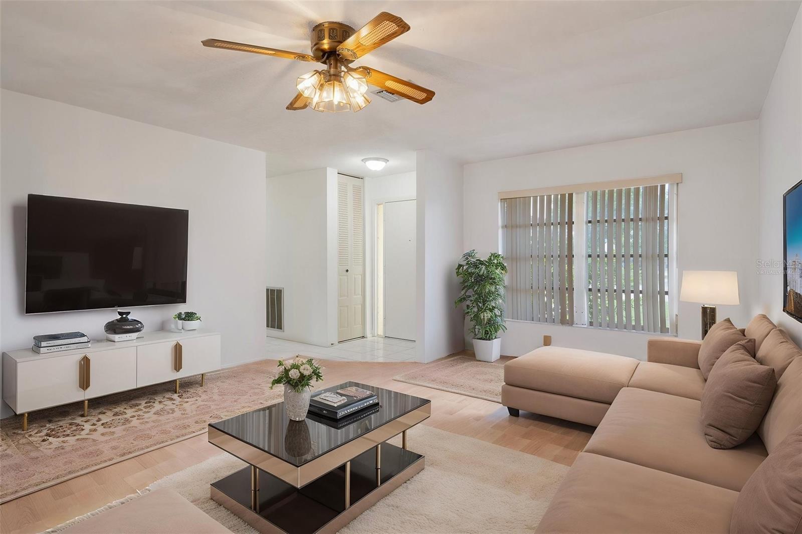 Image 12 of 70 For 10820 Hachita Drive
