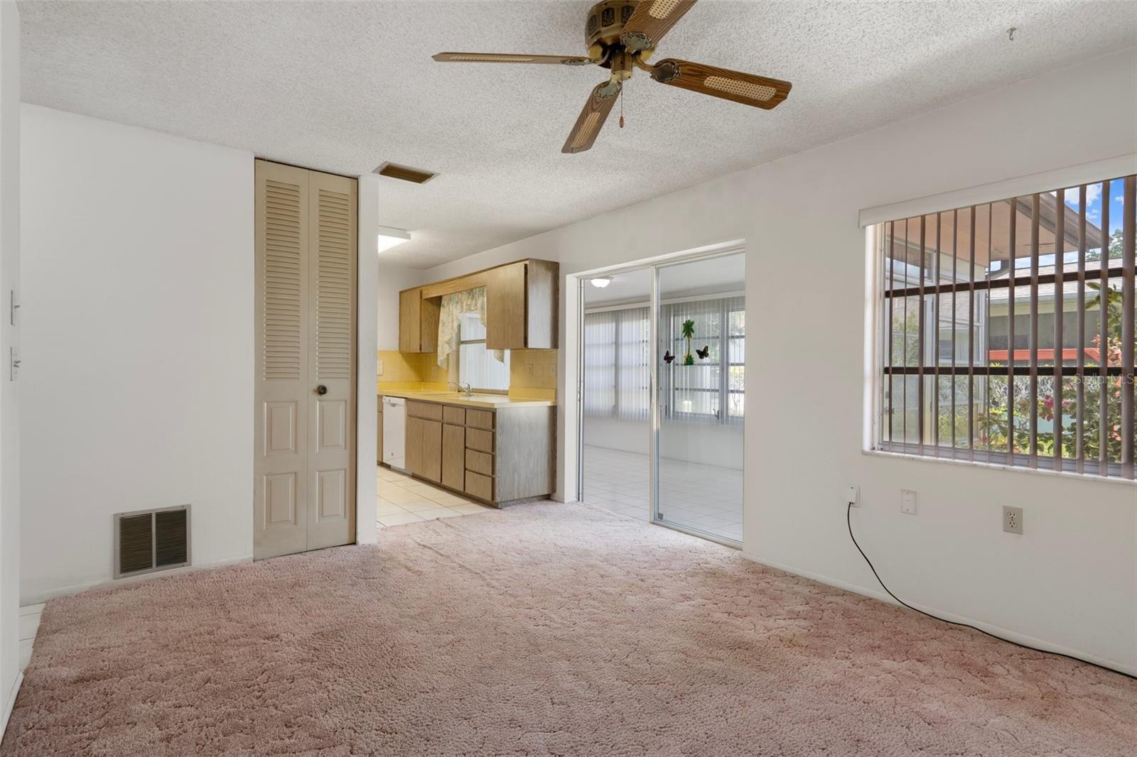 Image 21 of 70 For 10820 Hachita Drive