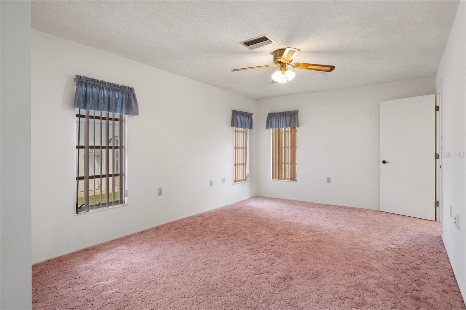 Image 25 of 70 For 10820 Hachita Drive