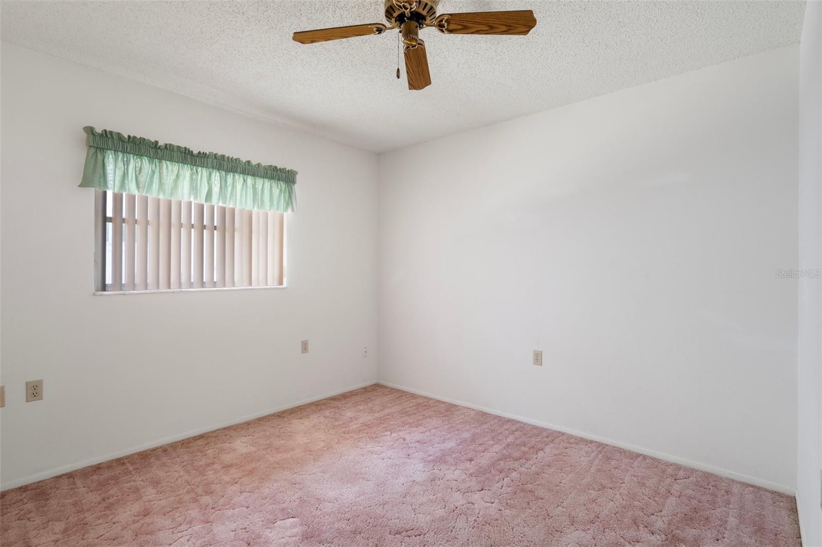Image 31 of 70 For 10820 Hachita Drive