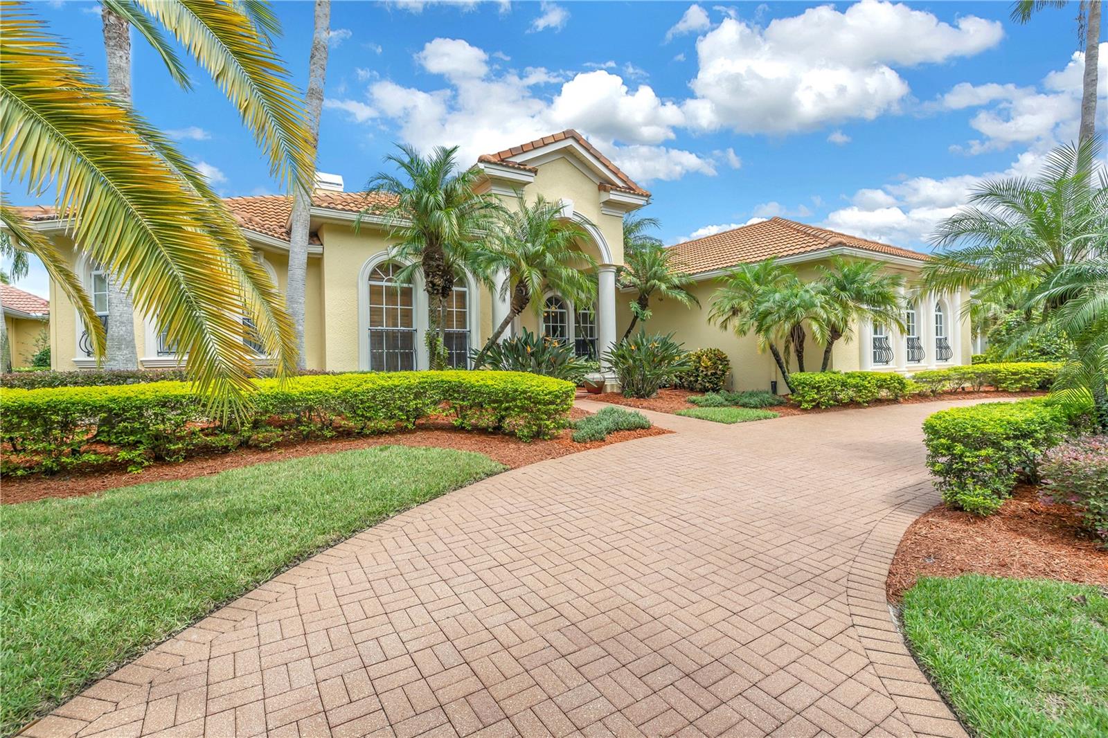 Details for 9818 Tree Tops Lake Road, TAMPA, FL 33626