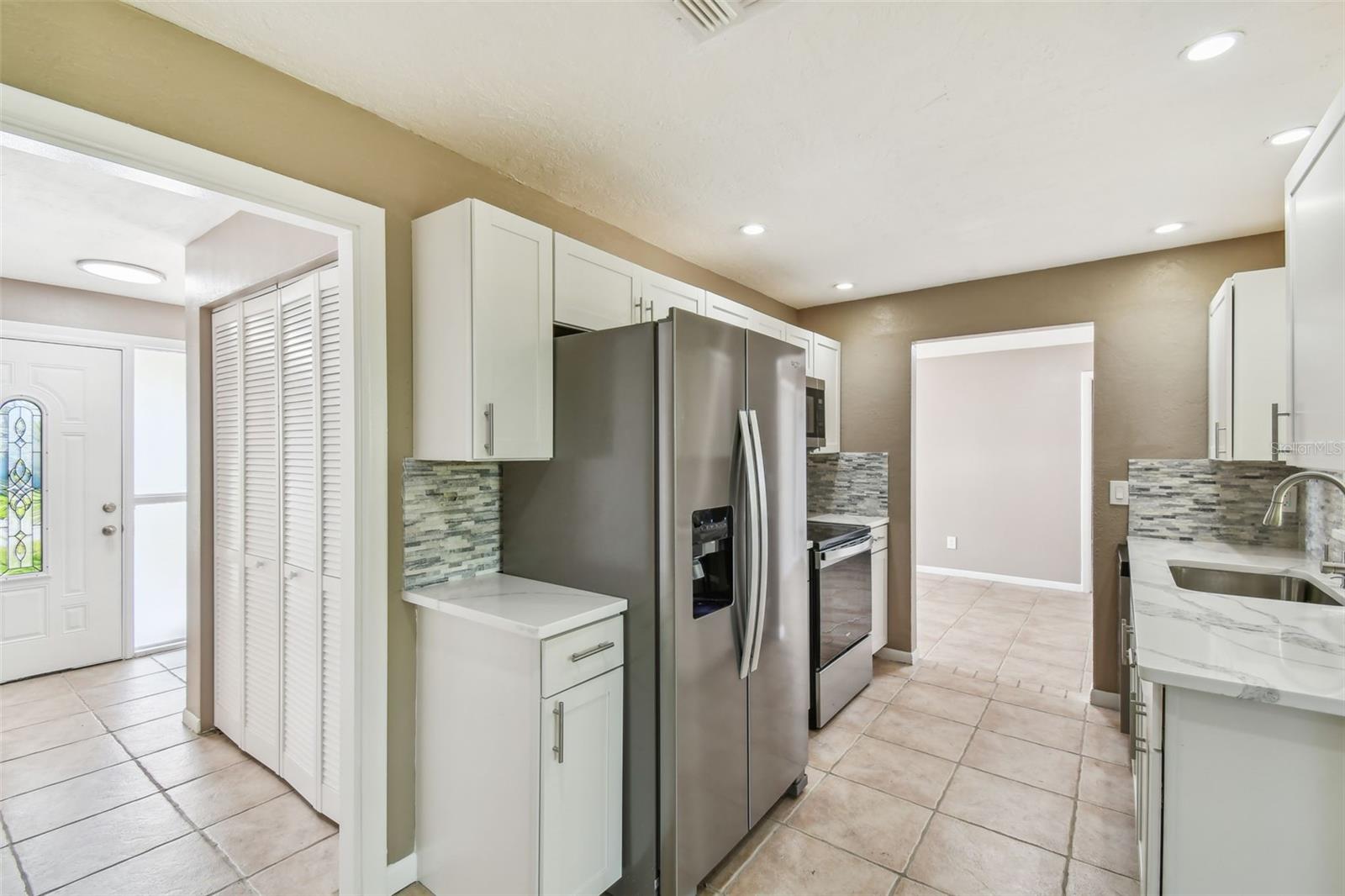 Image 11 of 52 For 3249 Parkway Pl