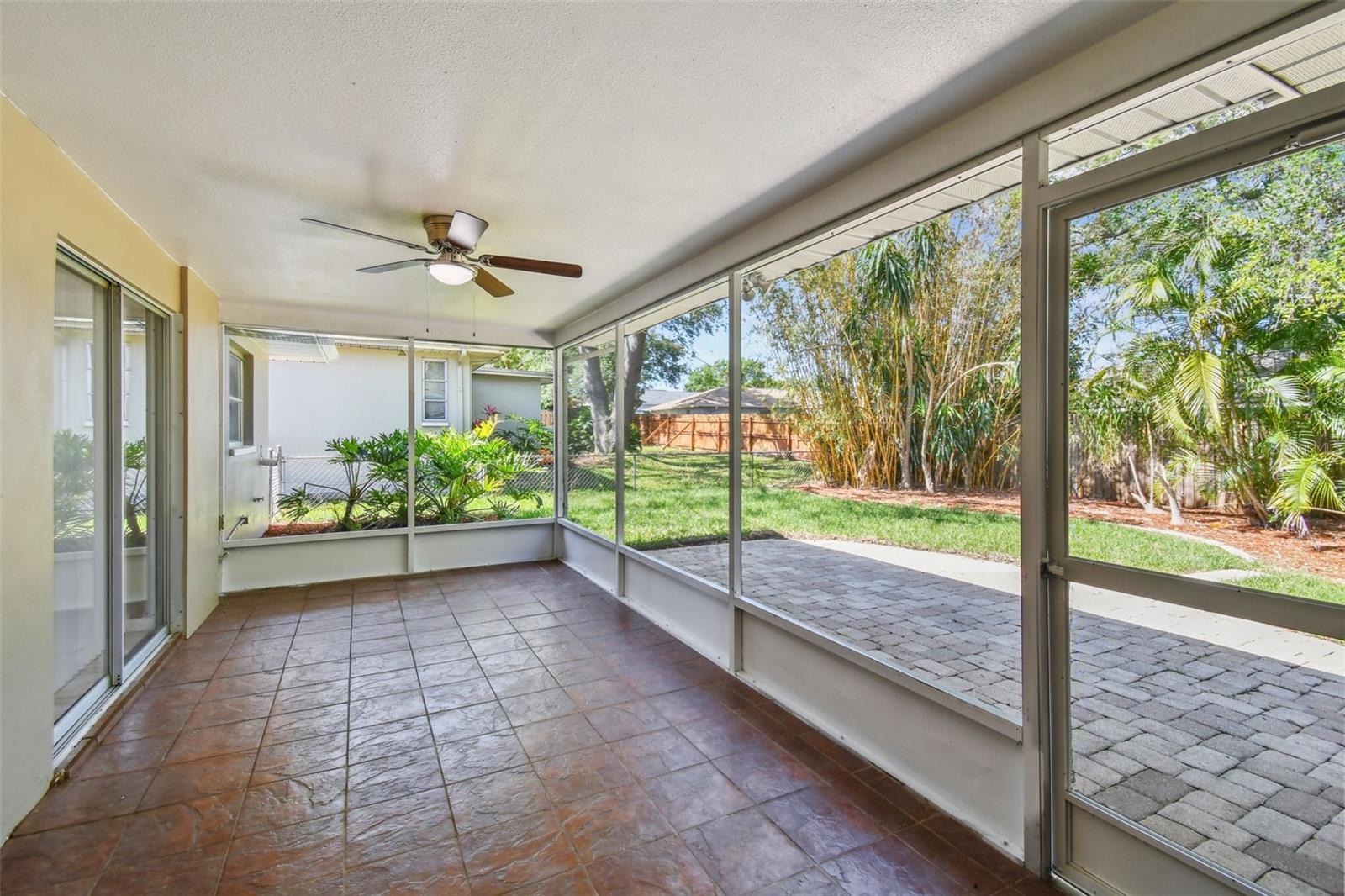 Image 16 of 52 For 3249 Parkway Pl