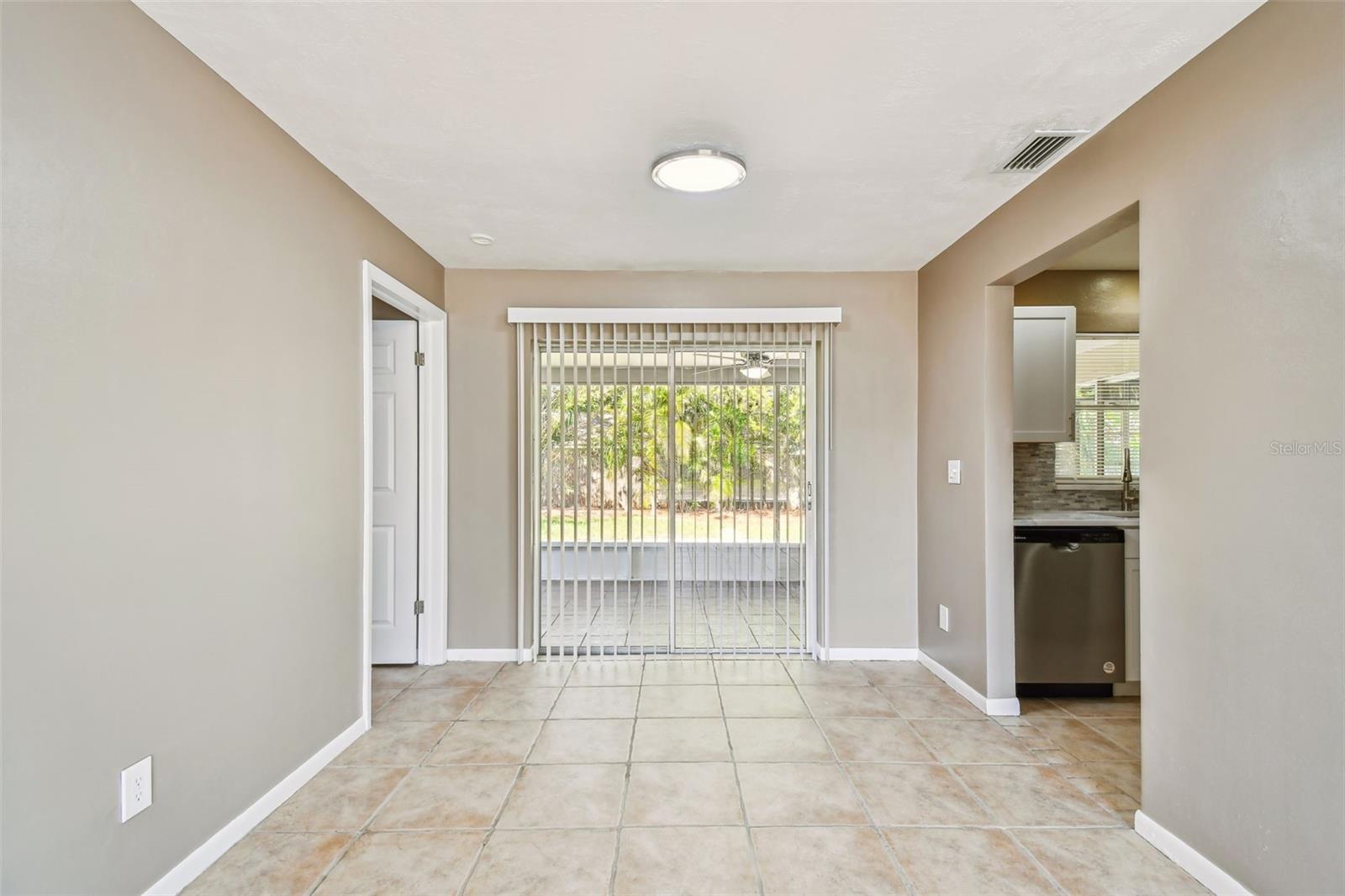 Image 37 of 52 For 3249 Parkway Pl