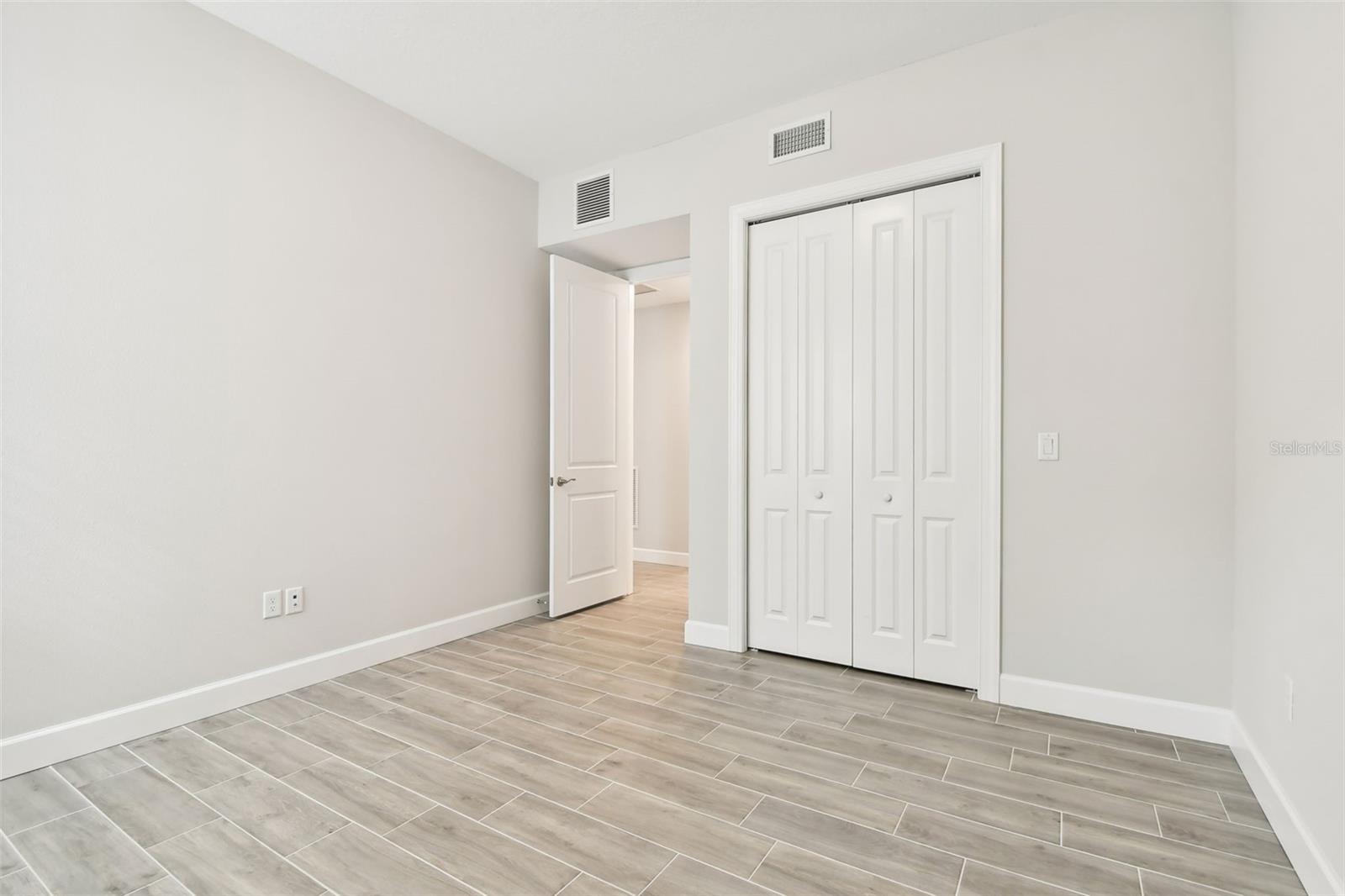 Image 40 of 95 For 2973 Breezy Meadows