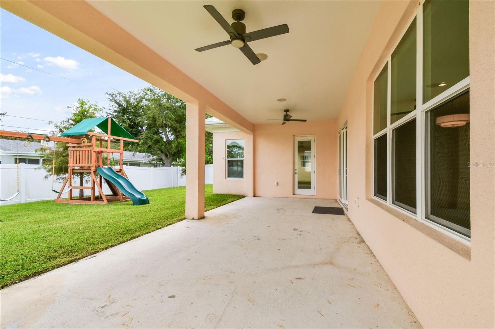 Image 71 of 95 For 2973 Breezy Meadows