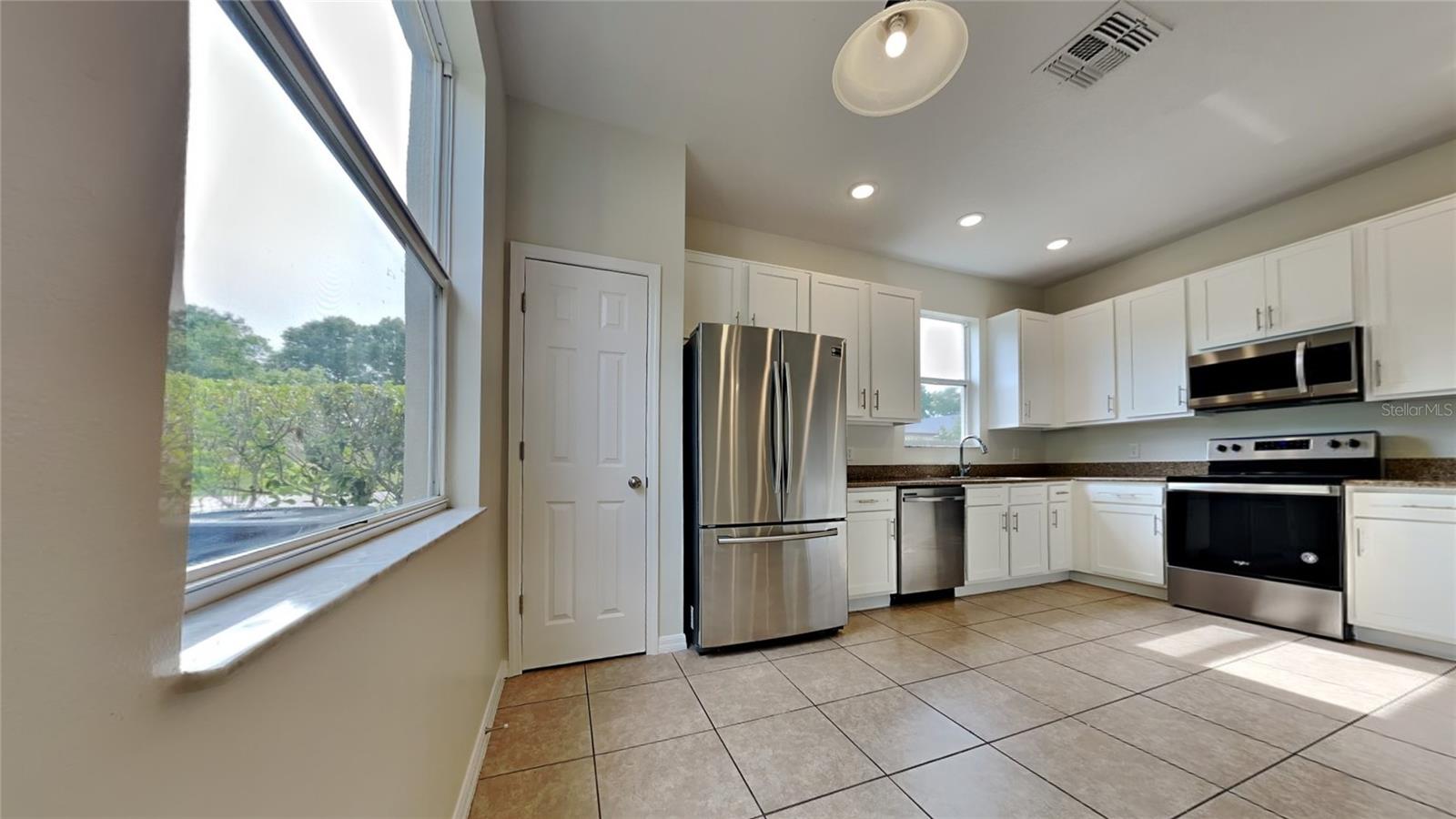 Image 5 of 23 For 3002 Sunscape Terrace