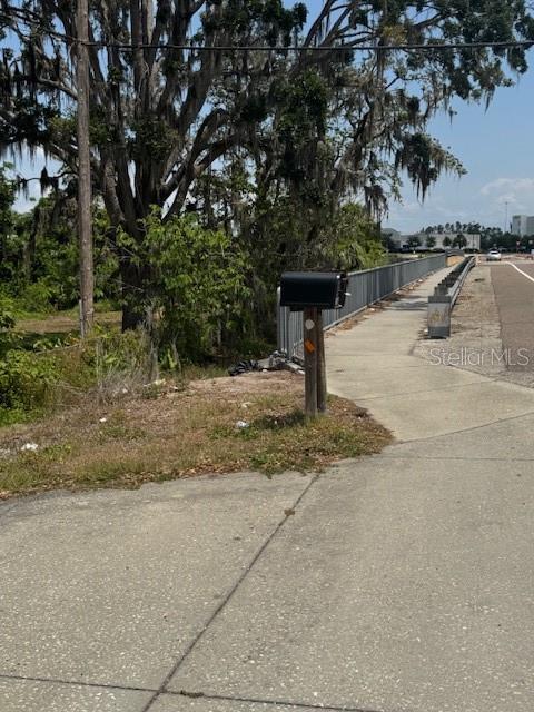 Image 7 of 8 For 10709 Bay Road