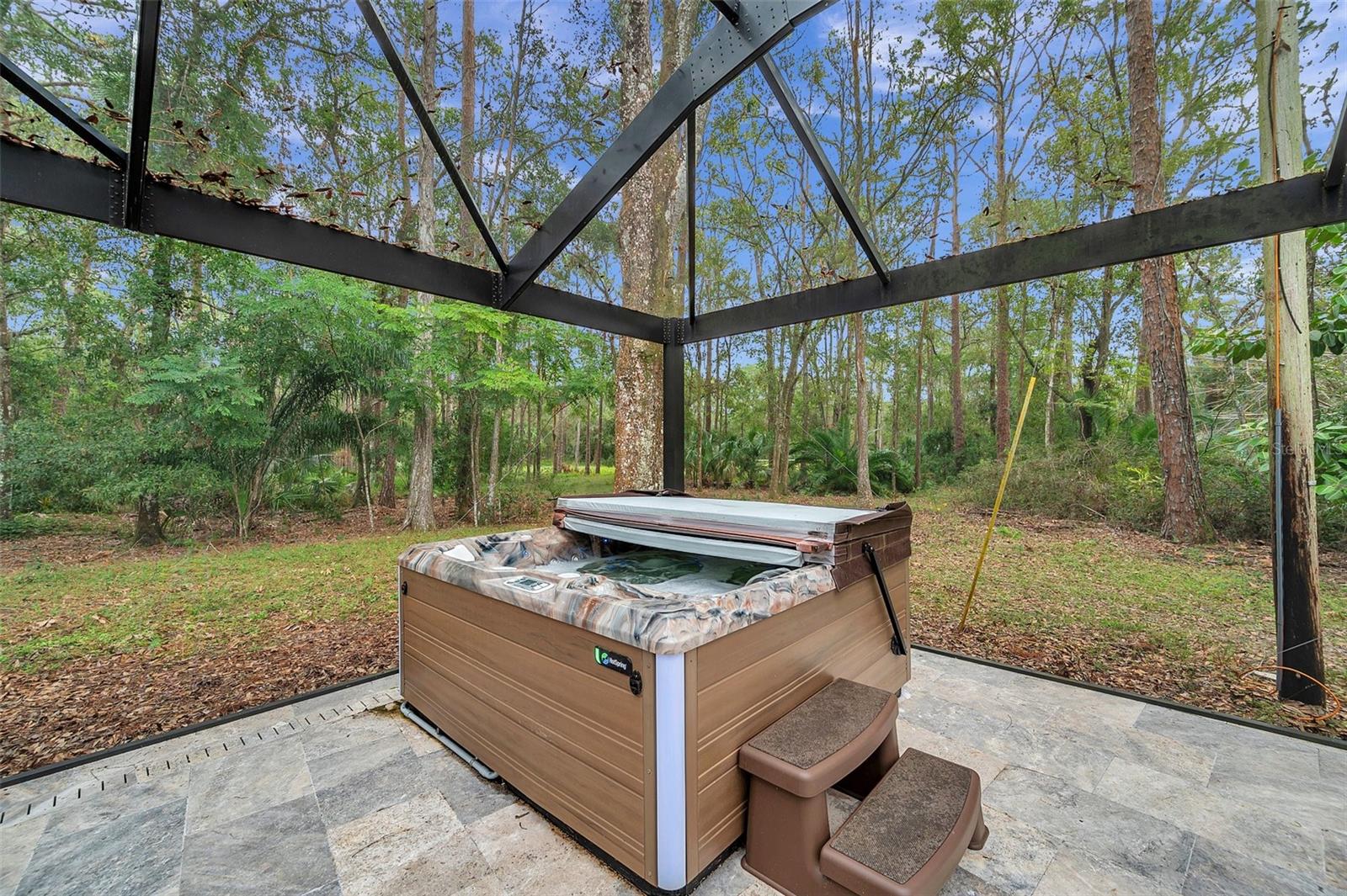 Listing photo id 19 for 655 Appaloosa Road