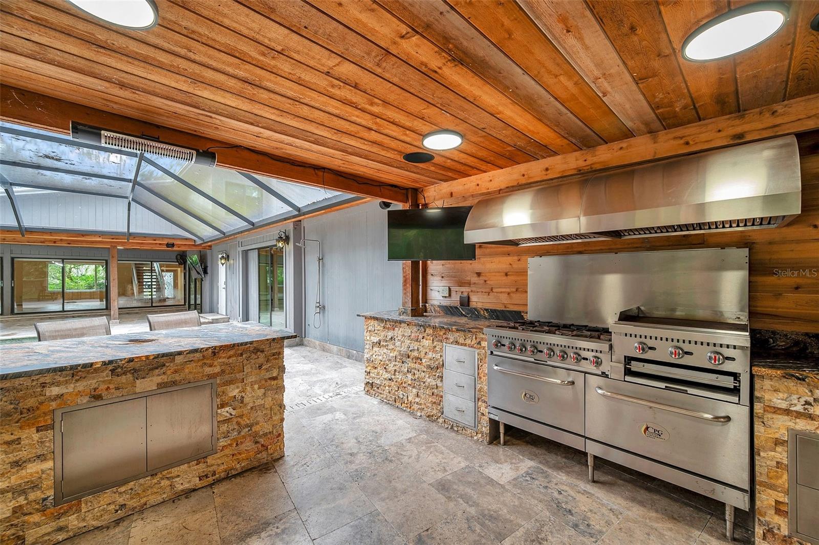 Listing photo id 25 for 655 Appaloosa Road