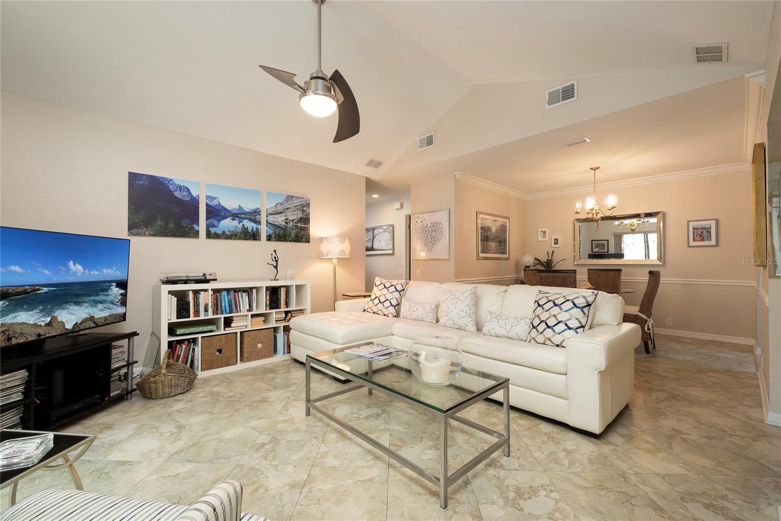 Image 8 of 30 For 307 Los Prados Drive 307