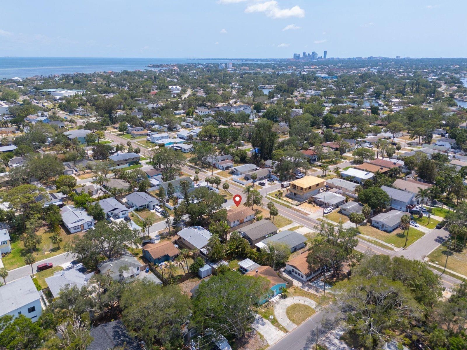 Listing photo id 11 for 1801 Mississippi Avenue Ne