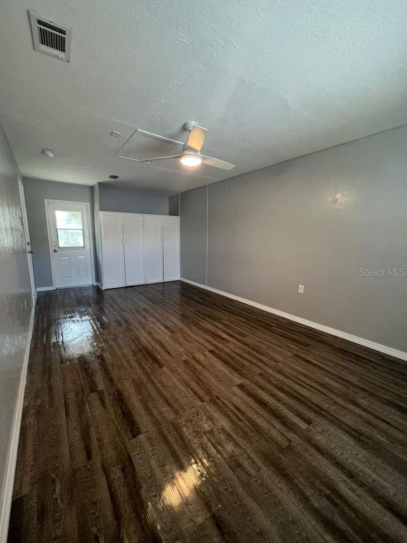 Image 4 of 16 For 7445 Daggett Terrace