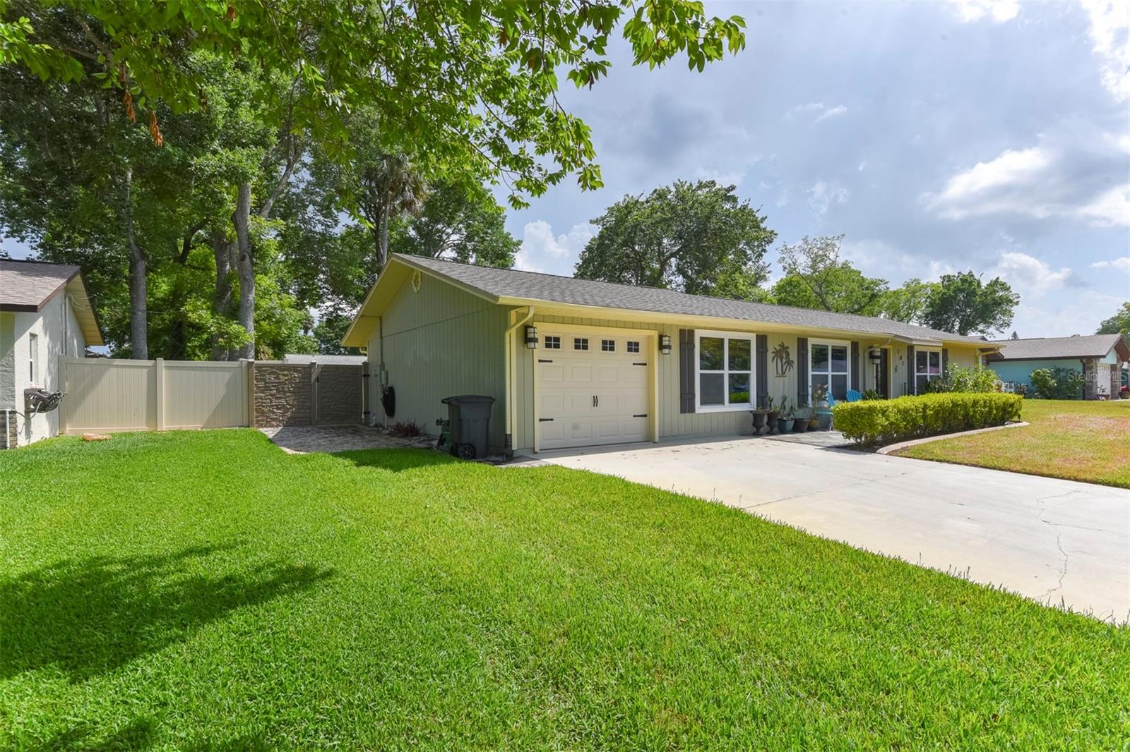 Image 21 of 52 For 781 Little Pine Drive