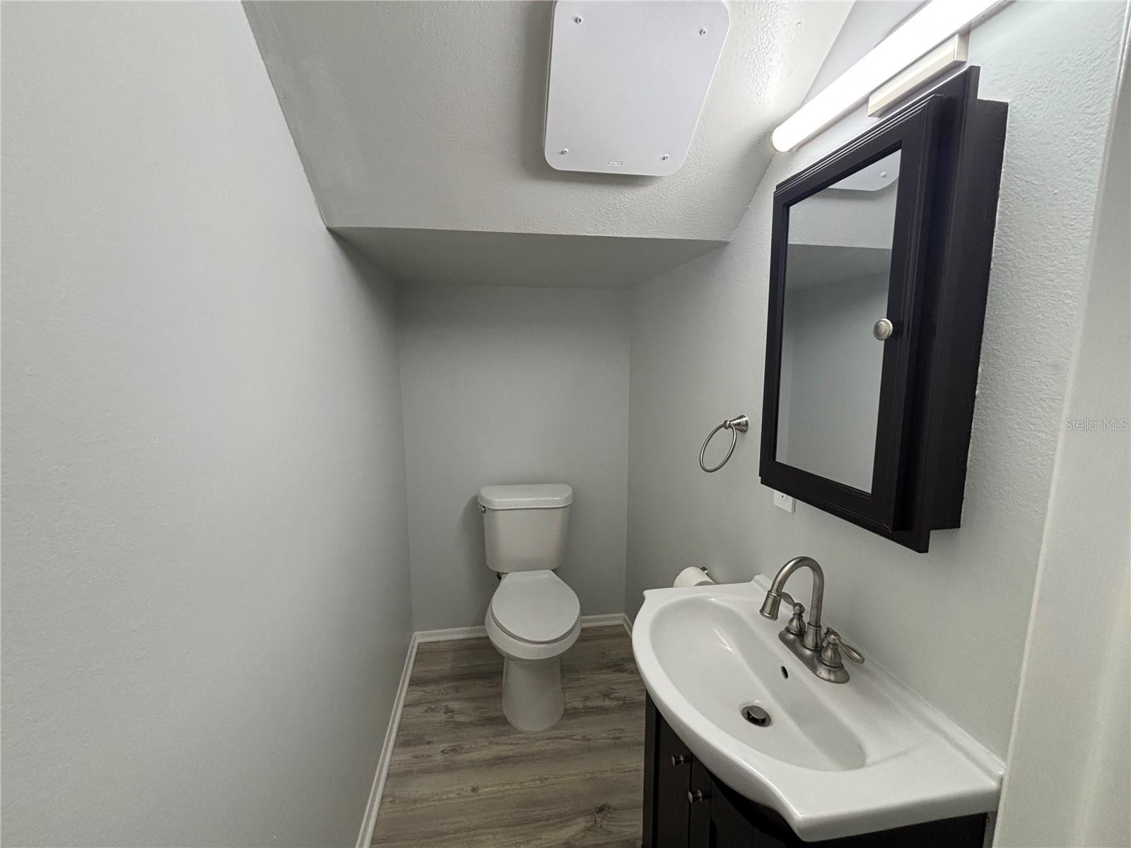 Image 19 of 20 For 14446 Reuter Strasse Circle 3