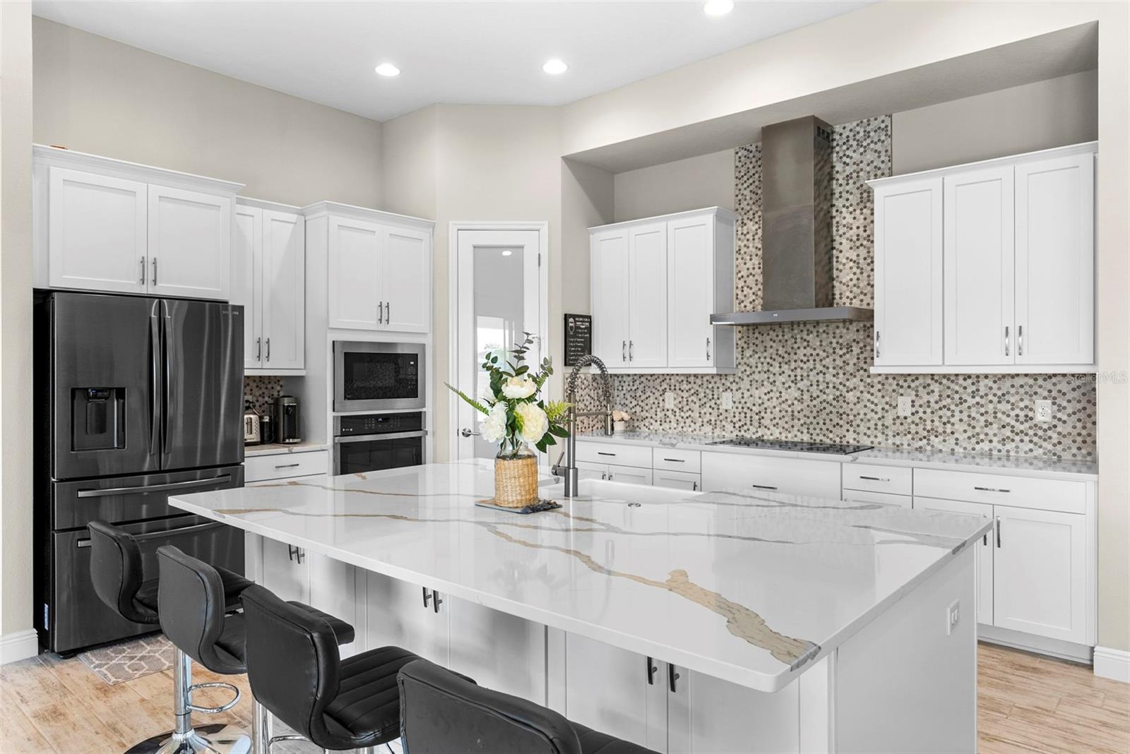 Listing photo id 9 for 13182 Twin Bridges Drive