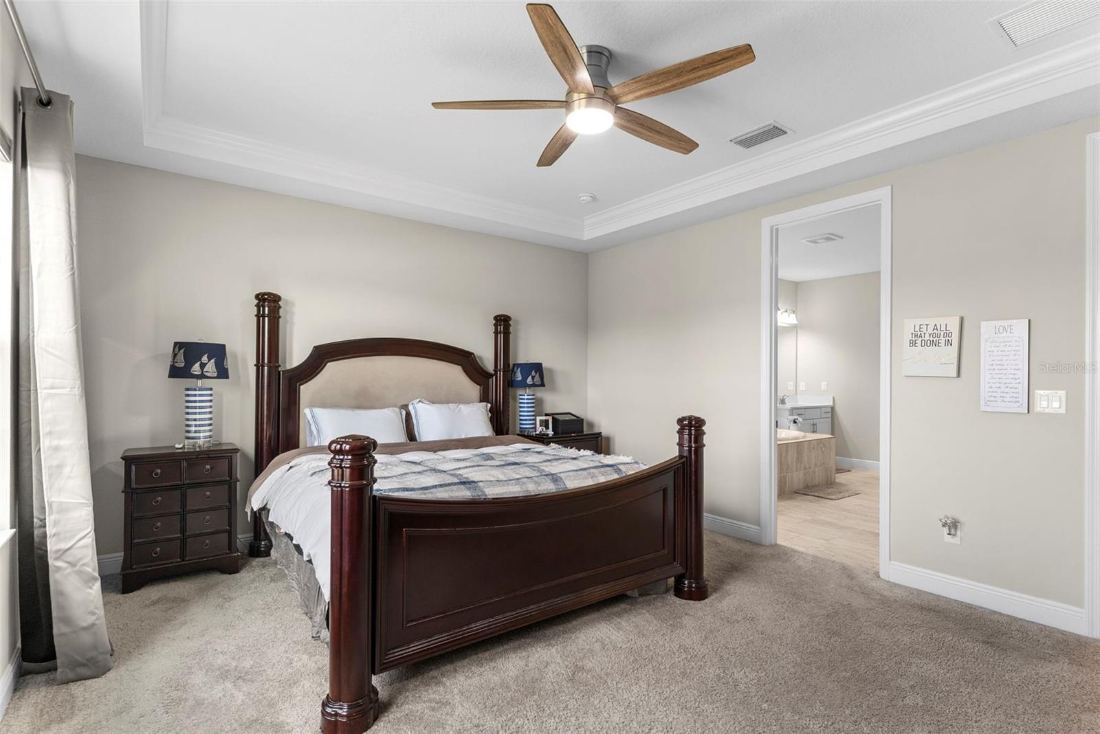 Listing photo id 16 for 13182 Twin Bridges Drive