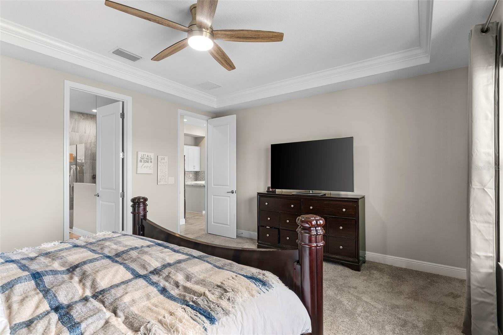 Listing photo id 17 for 13182 Twin Bridges Drive