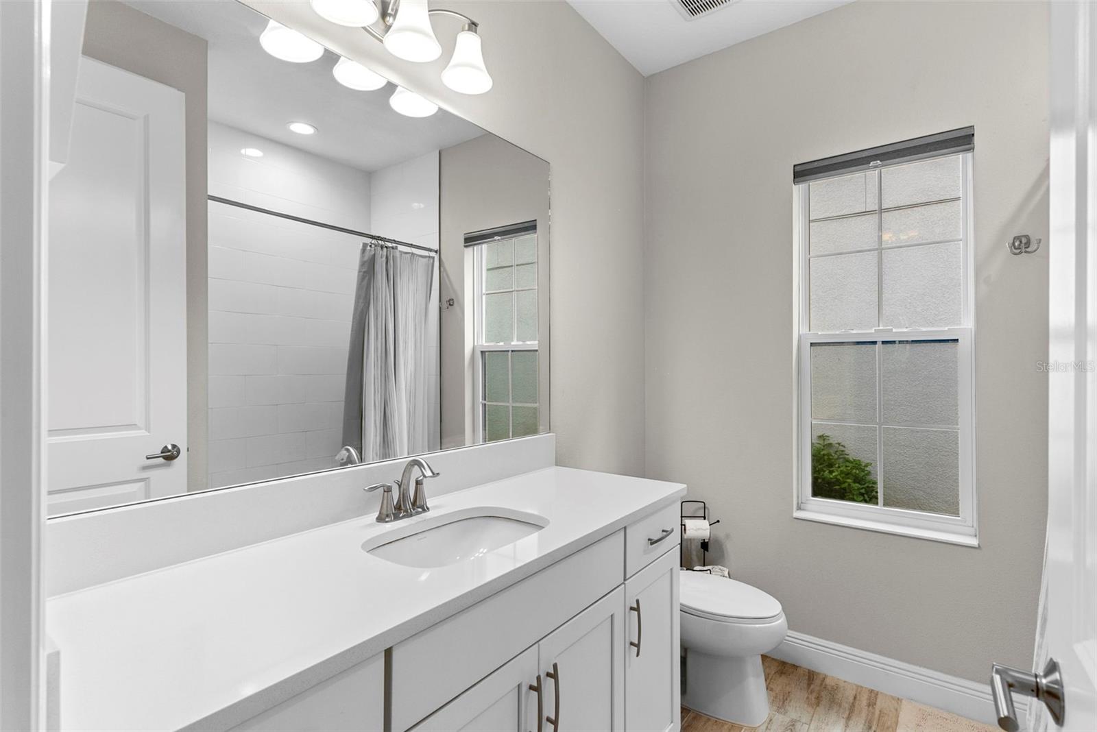 Listing photo id 22 for 13182 Twin Bridges Drive