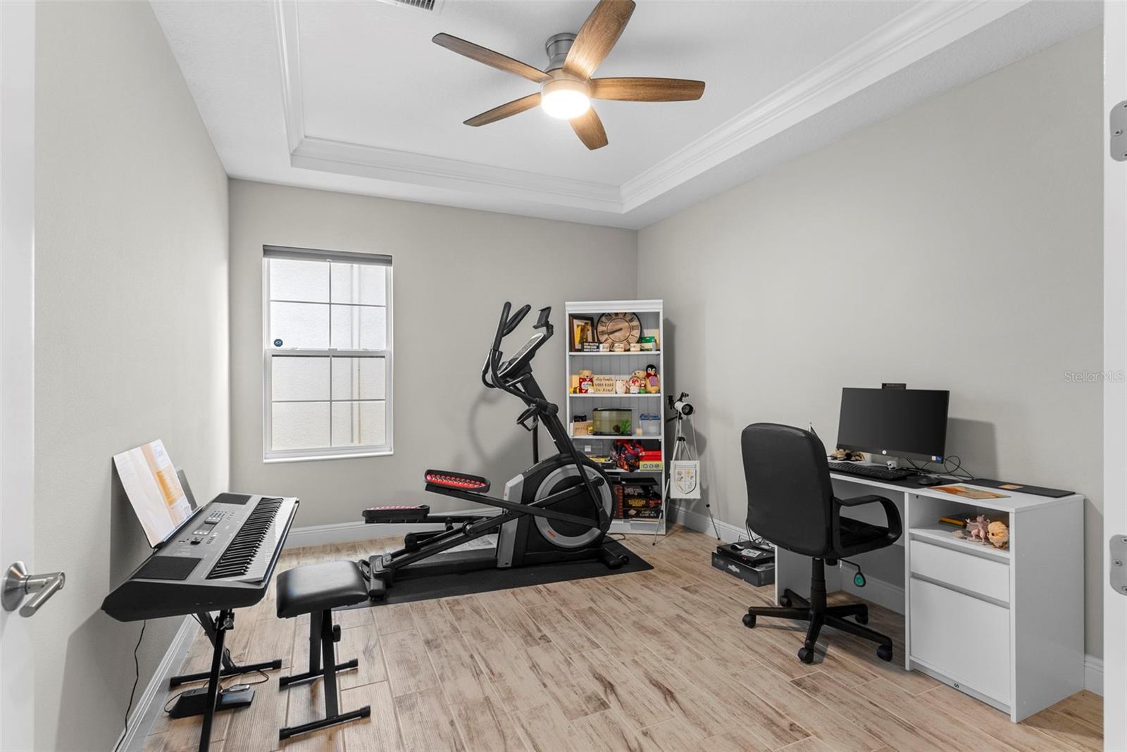 Listing photo id 25 for 13182 Twin Bridges Drive