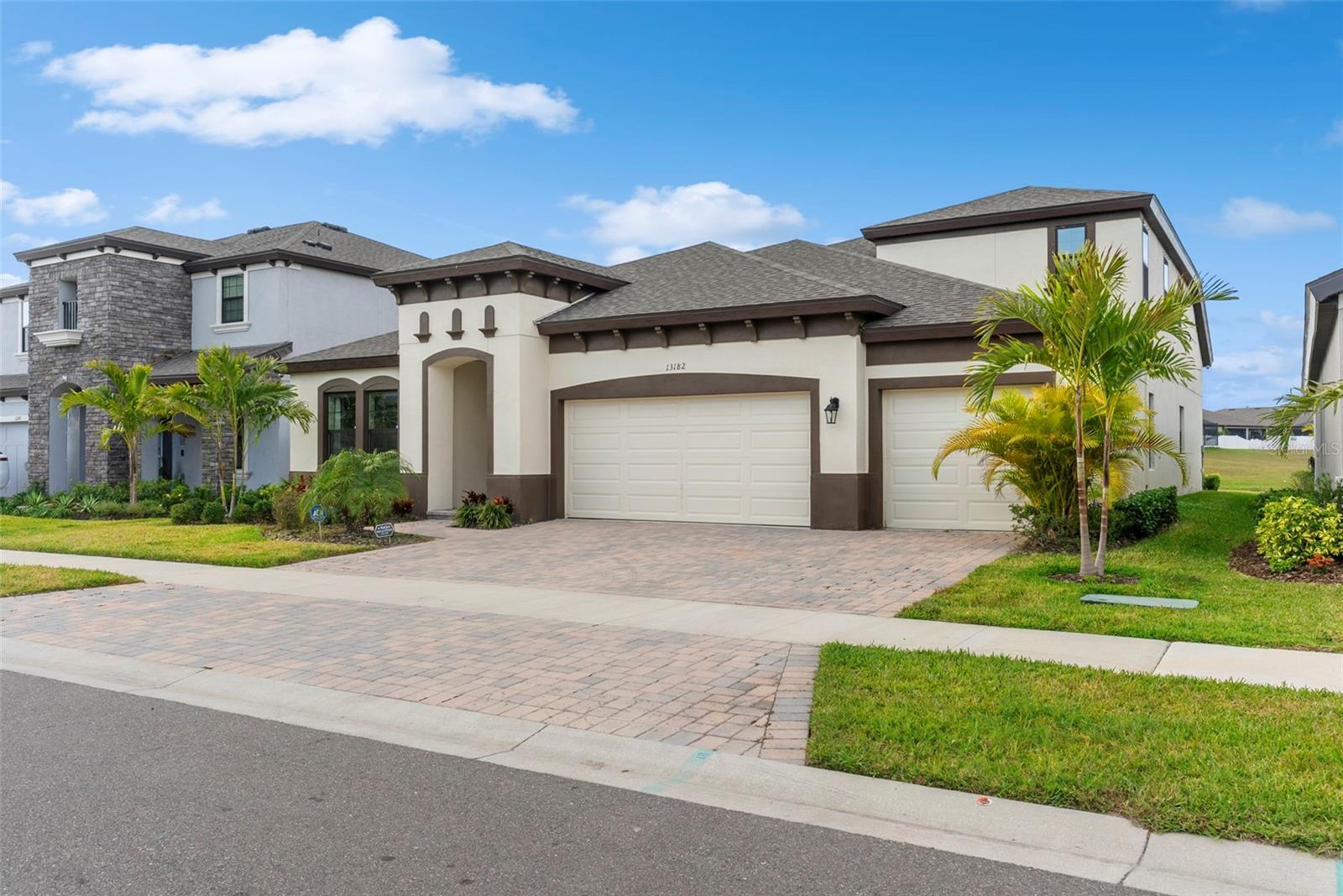 Listing photo id 1 for 13182 Twin Bridges Drive