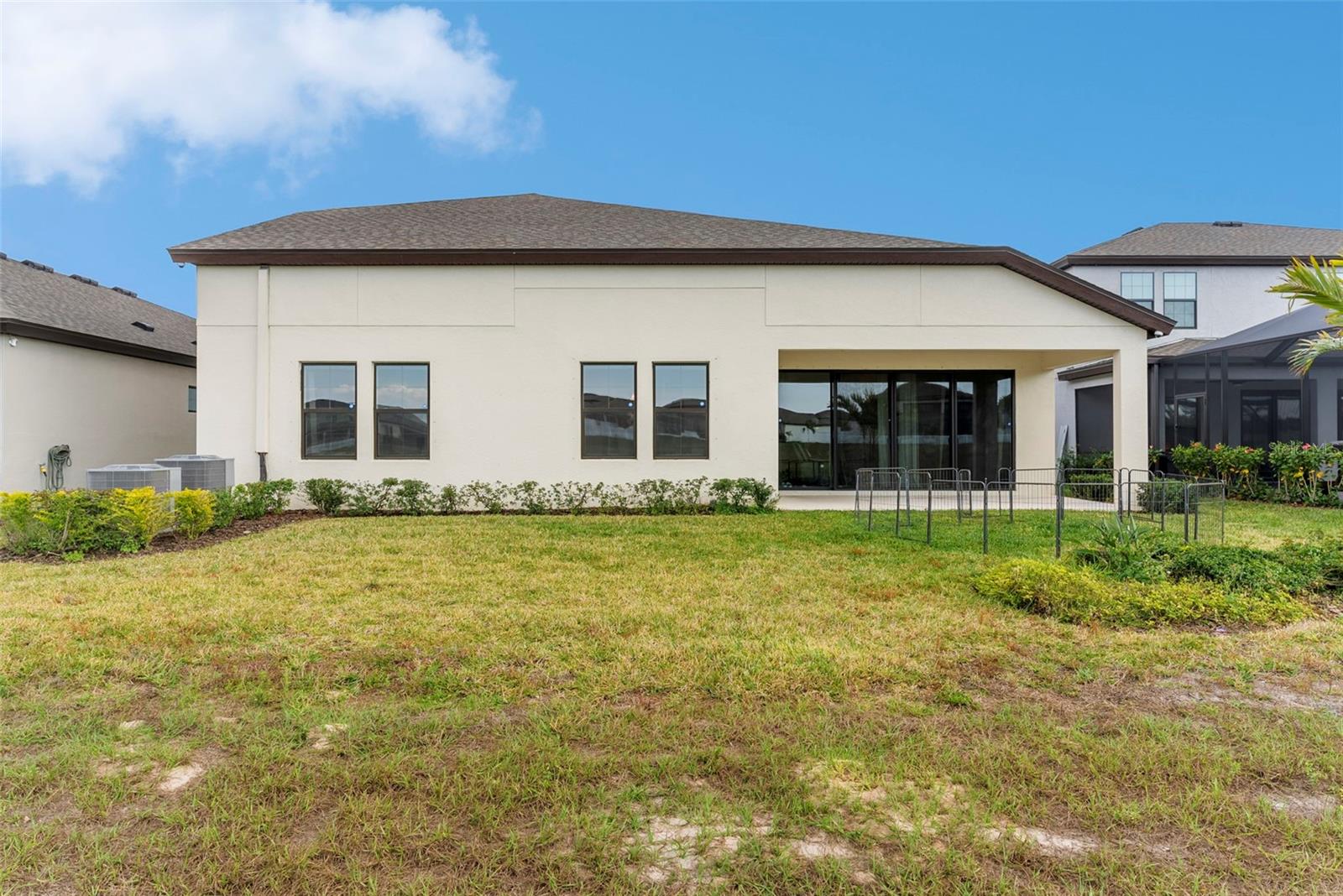 Listing photo id 37 for 13182 Twin Bridges Drive