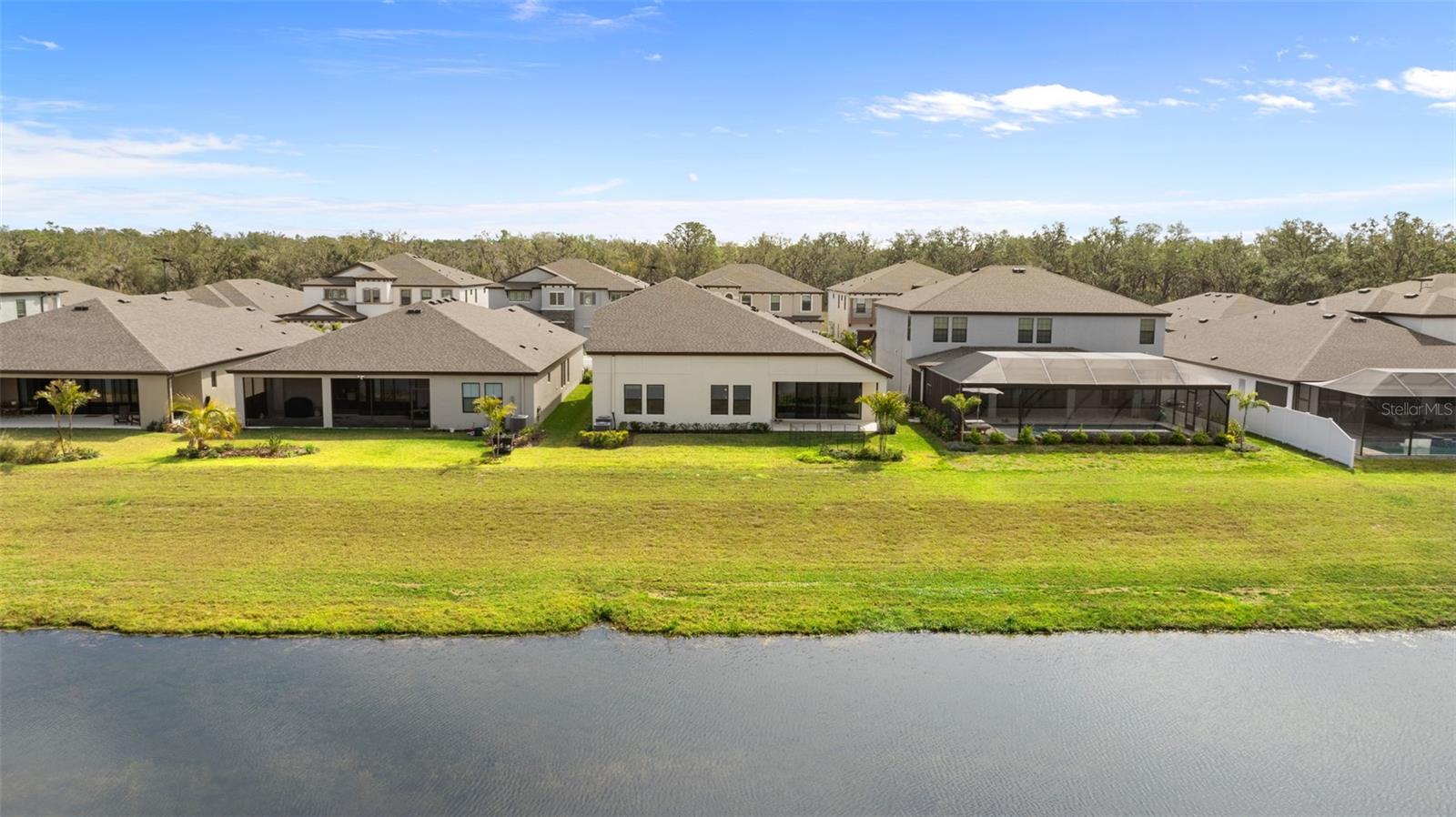 Listing photo id 41 for 13182 Twin Bridges Drive