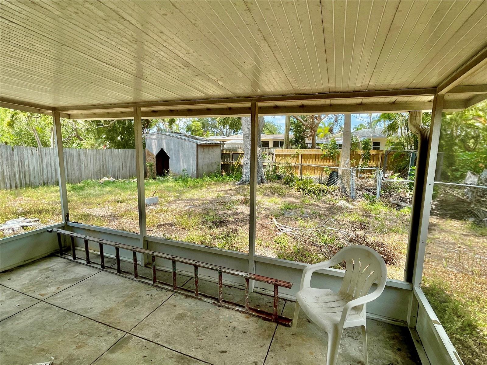 Image 11 of 12 For 4546 Huntington Street Ne
