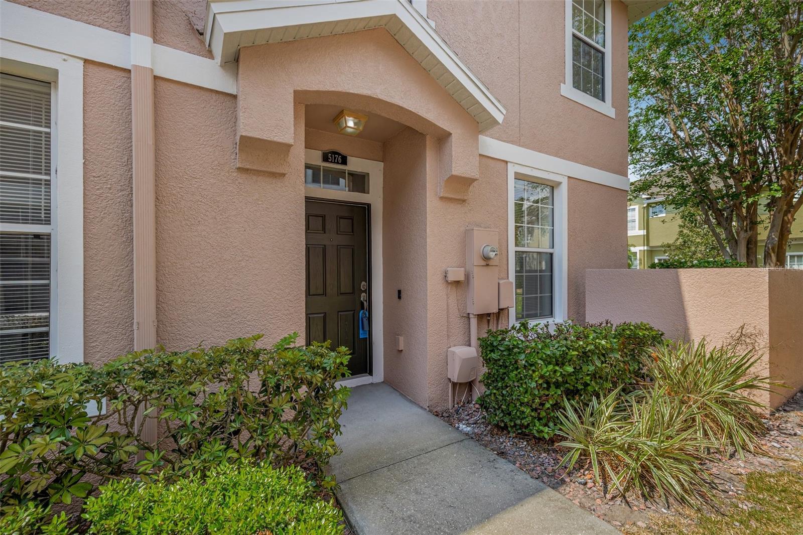 Listing photo id 4 for 5176 6th Street N