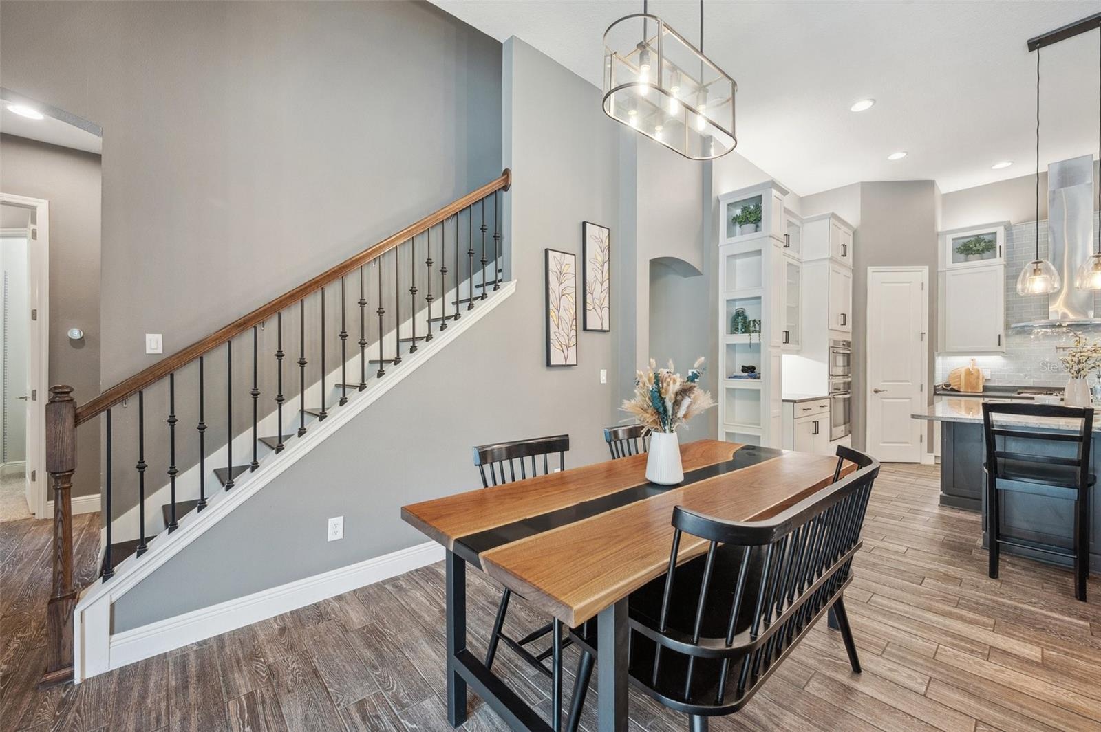 Listing photo id 24 for 3326 Barbour Trail