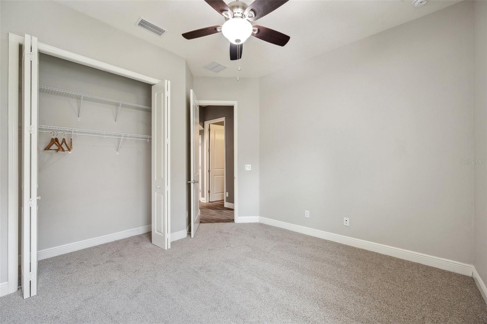 Listing photo id 29 for 3326 Barbour Trail