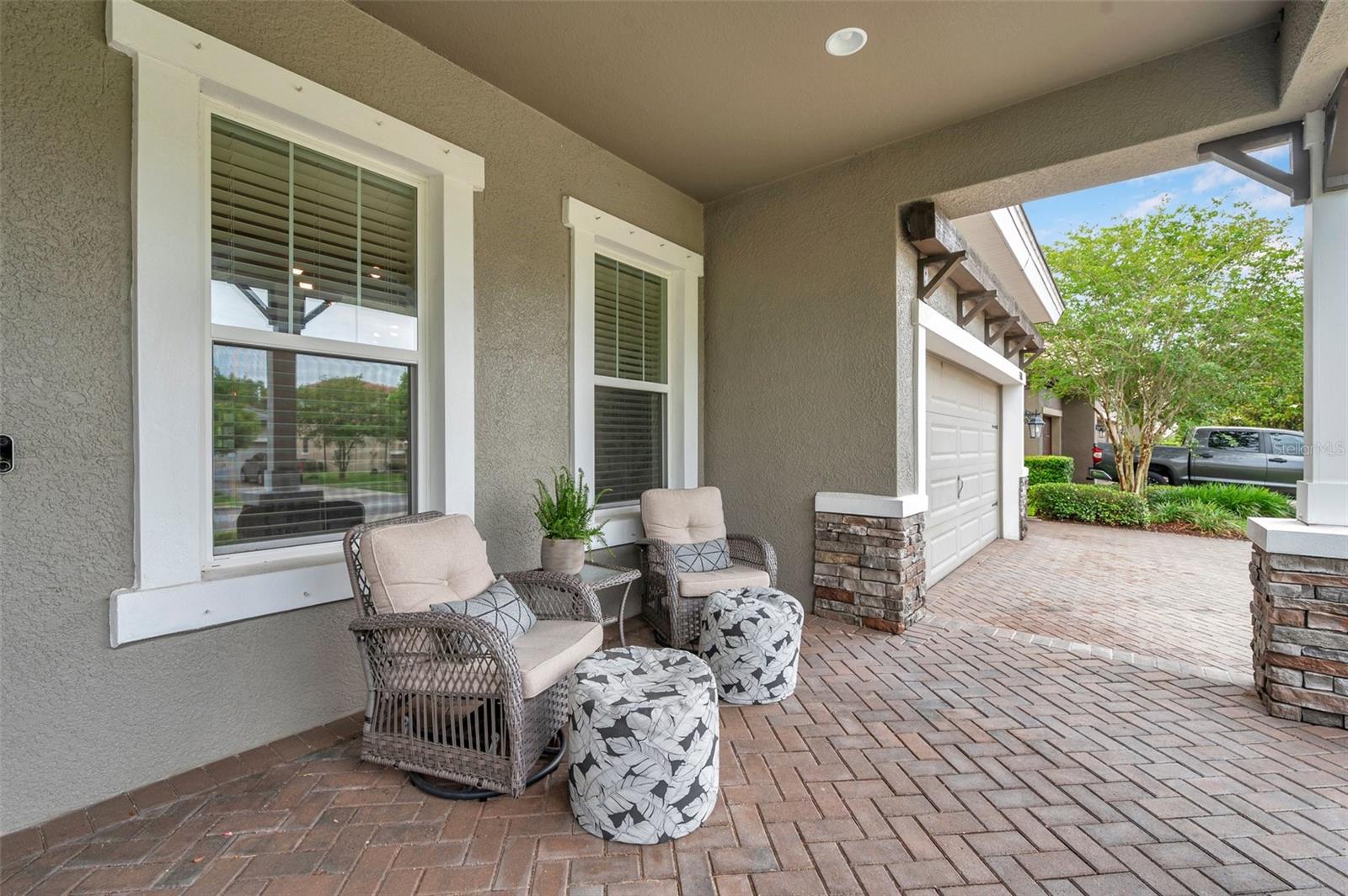 Listing photo id 3 for 3326 Barbour Trail