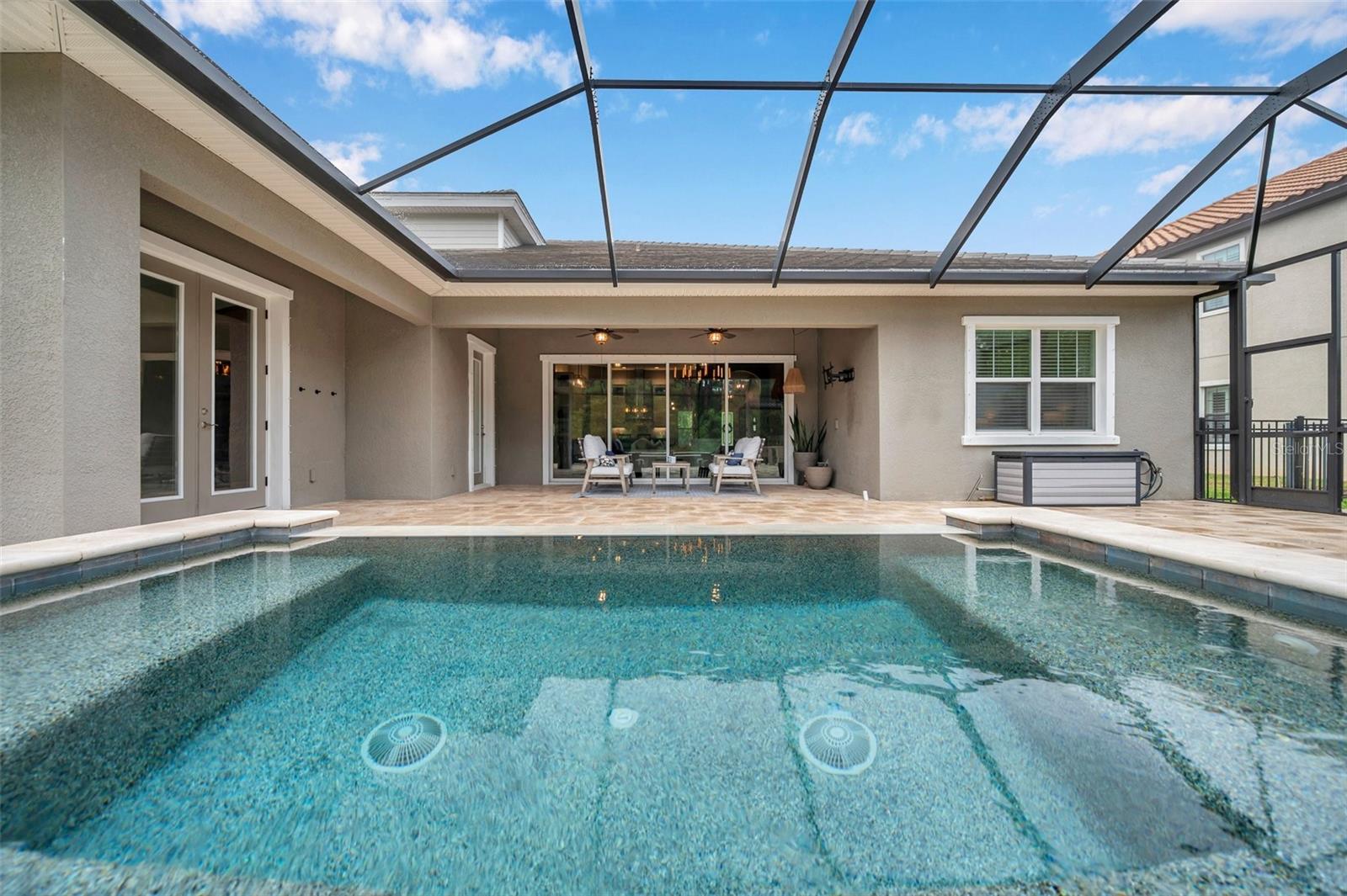 Listing photo id 51 for 3326 Barbour Trail